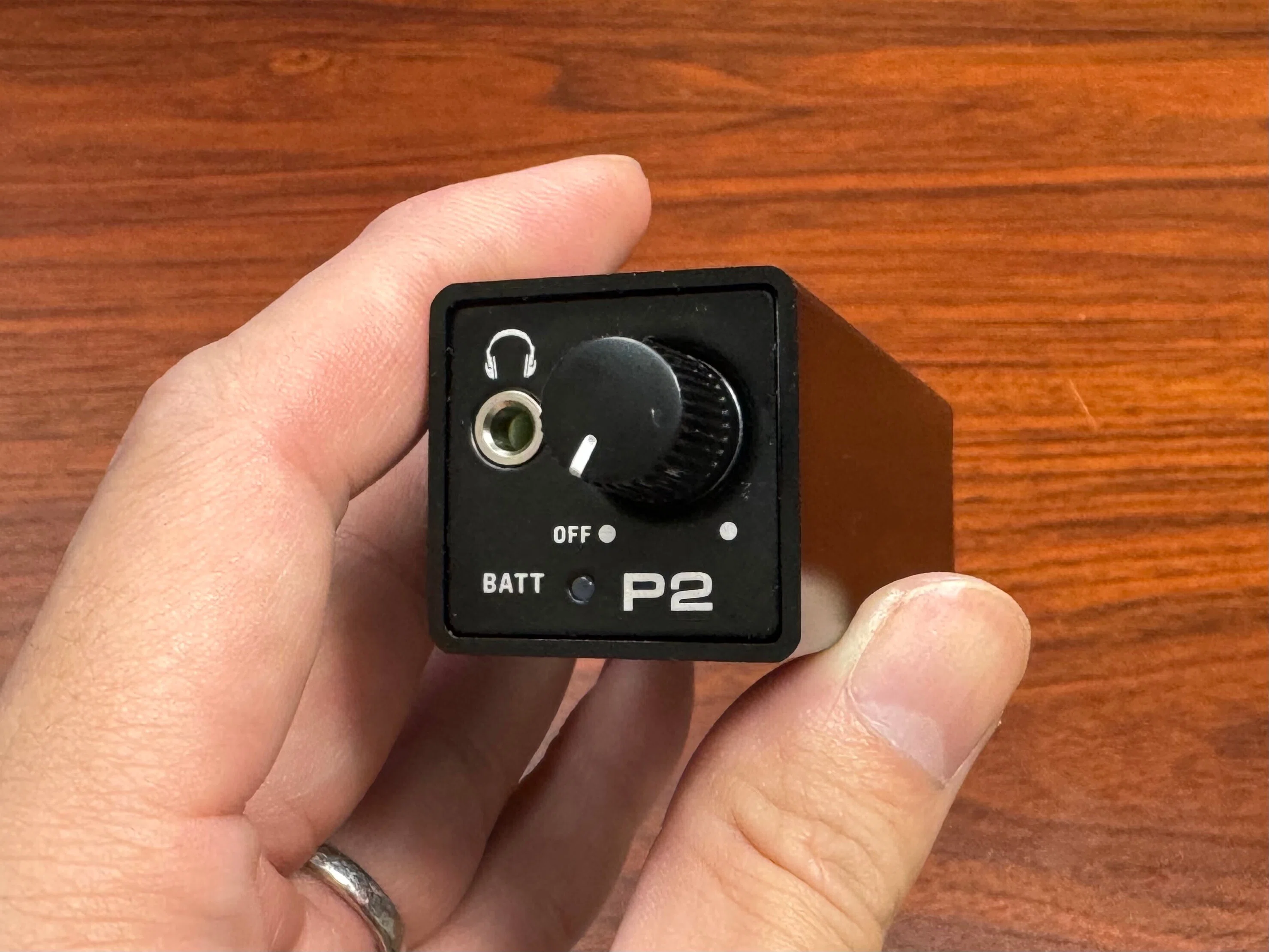 音の返しを便利にする機材「Behringer POWERPLAY P2」の紹介｜松井