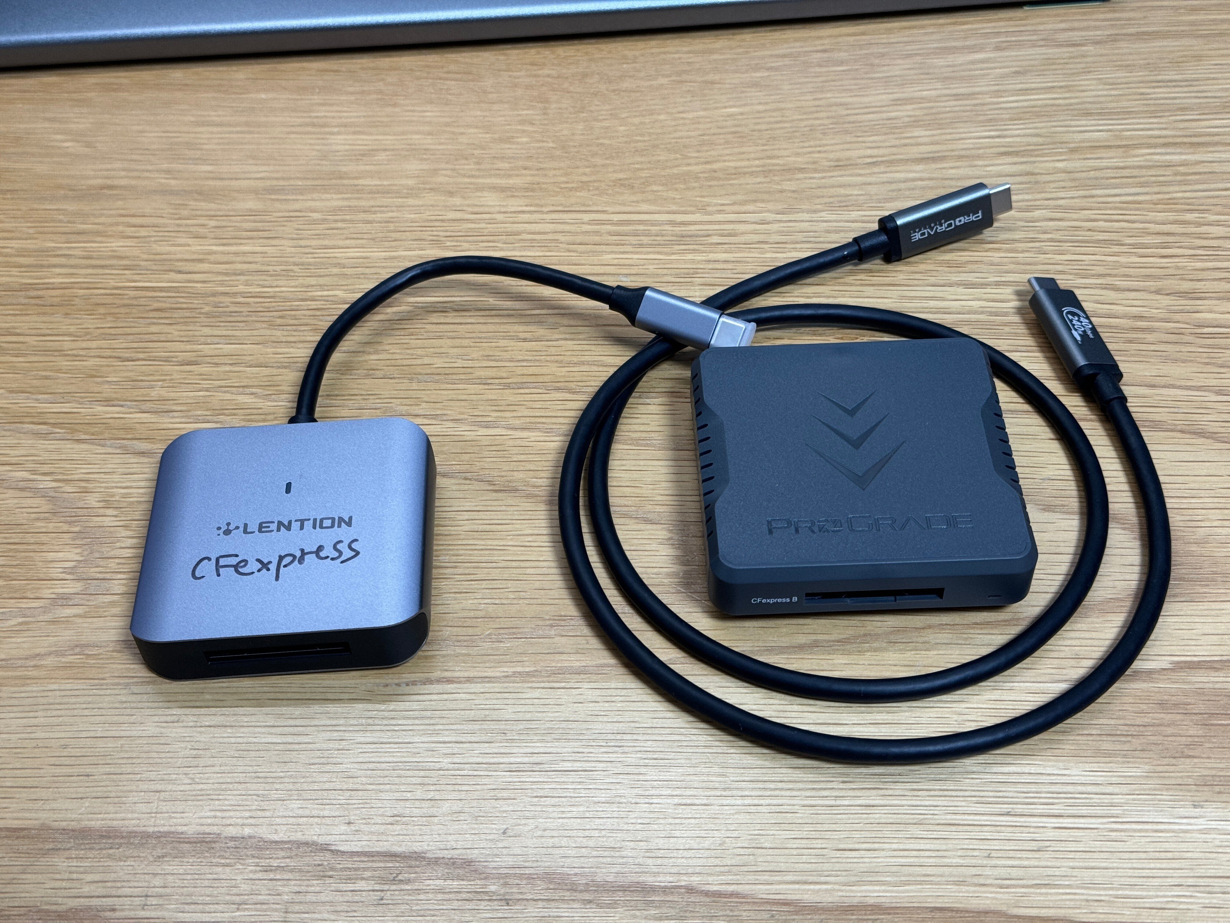 CFexpress 4.0のカードとカードリーダー｜タカシ