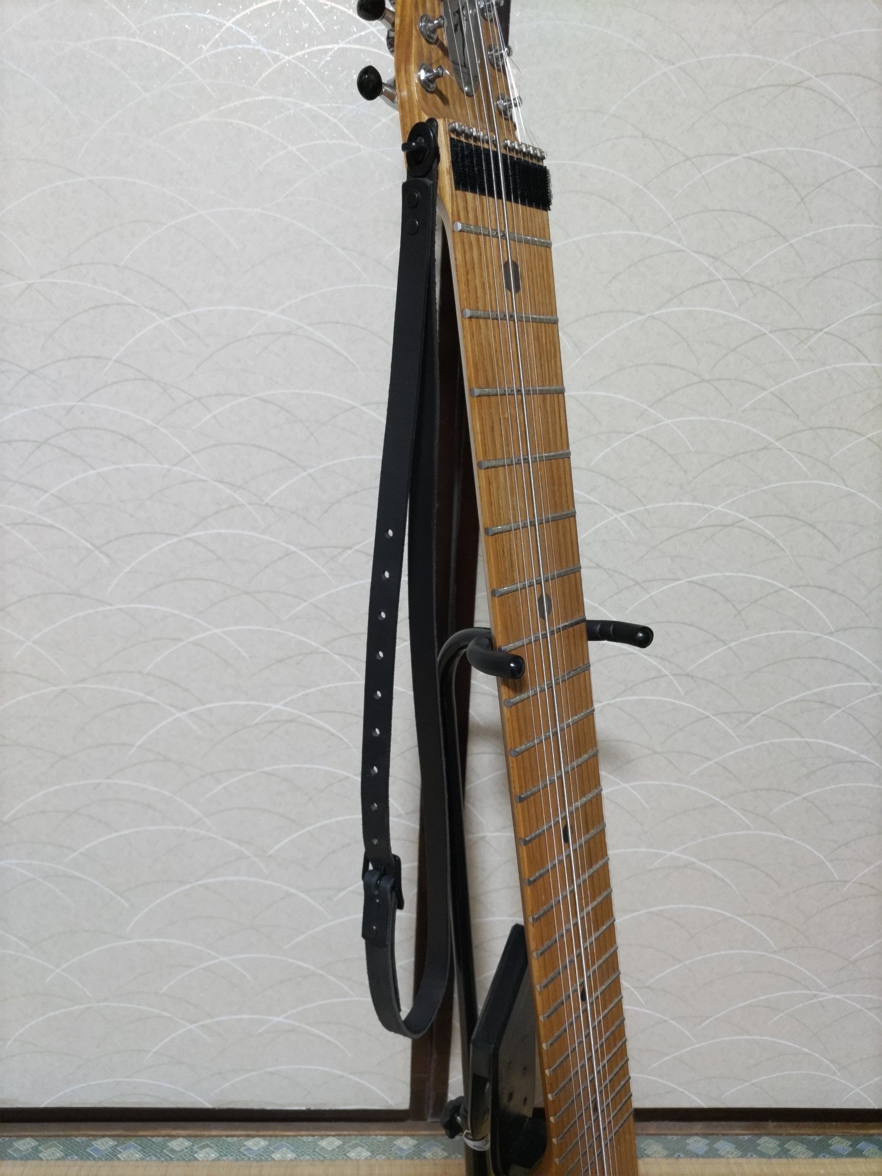 楽器練習日記1：チャップマンスティックを弾きたい！｜霧生堂