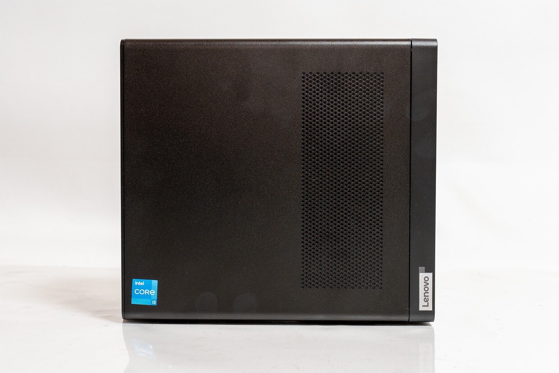 ThinkStation P3 Ultra:小型ワークステーションの世界①|のら ThinkStation P3 Ultra:小型ワークステーションの世界①|のら