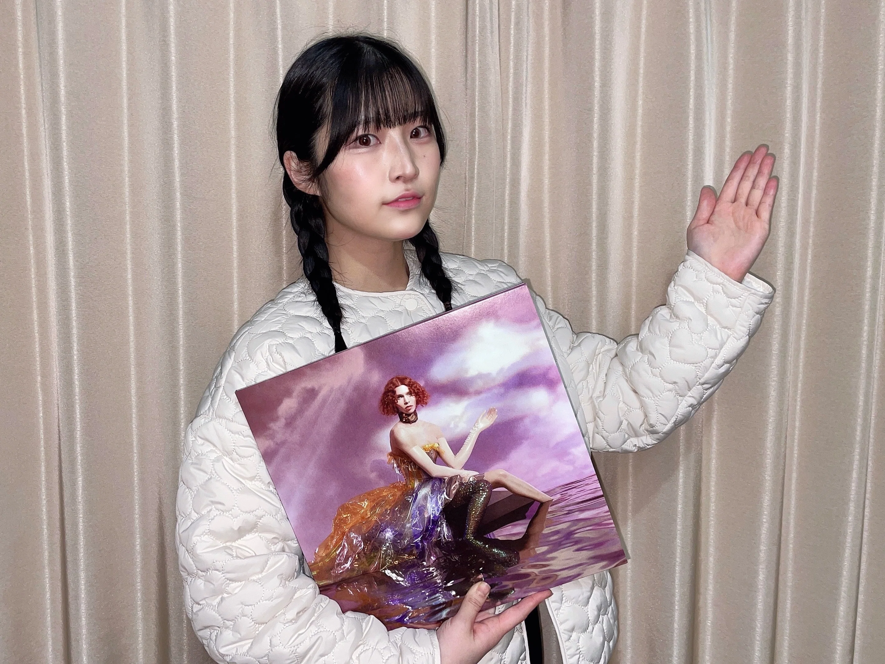 Sophie の『Oil Of Every Pearl's Un-Insides』を聴いてみた編｜内山 結愛