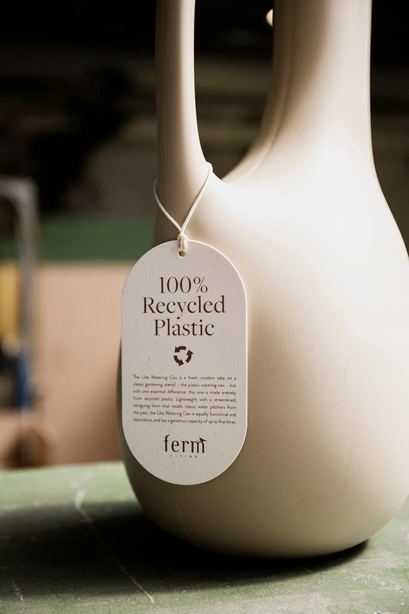 Ferm Living Herman Stool ワームグレー/クローム（ラストチャンス 