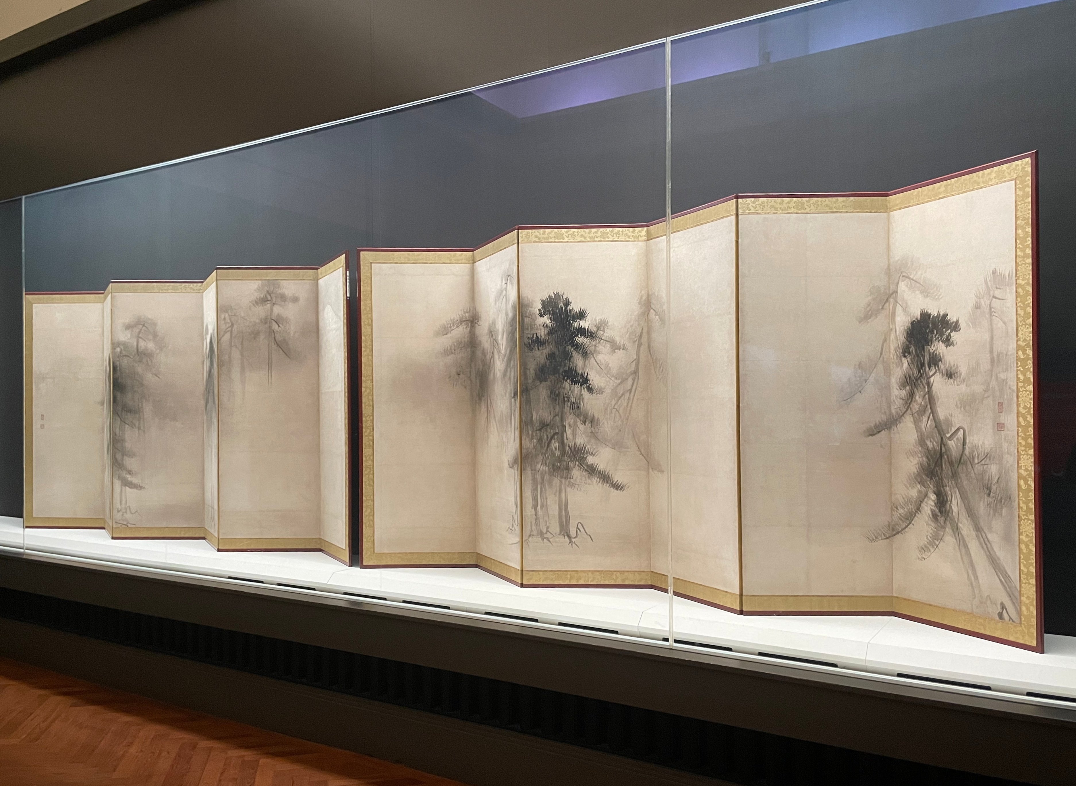 現在トーハクに展示中の国宝《松林図屏風》について、あれやこれやと