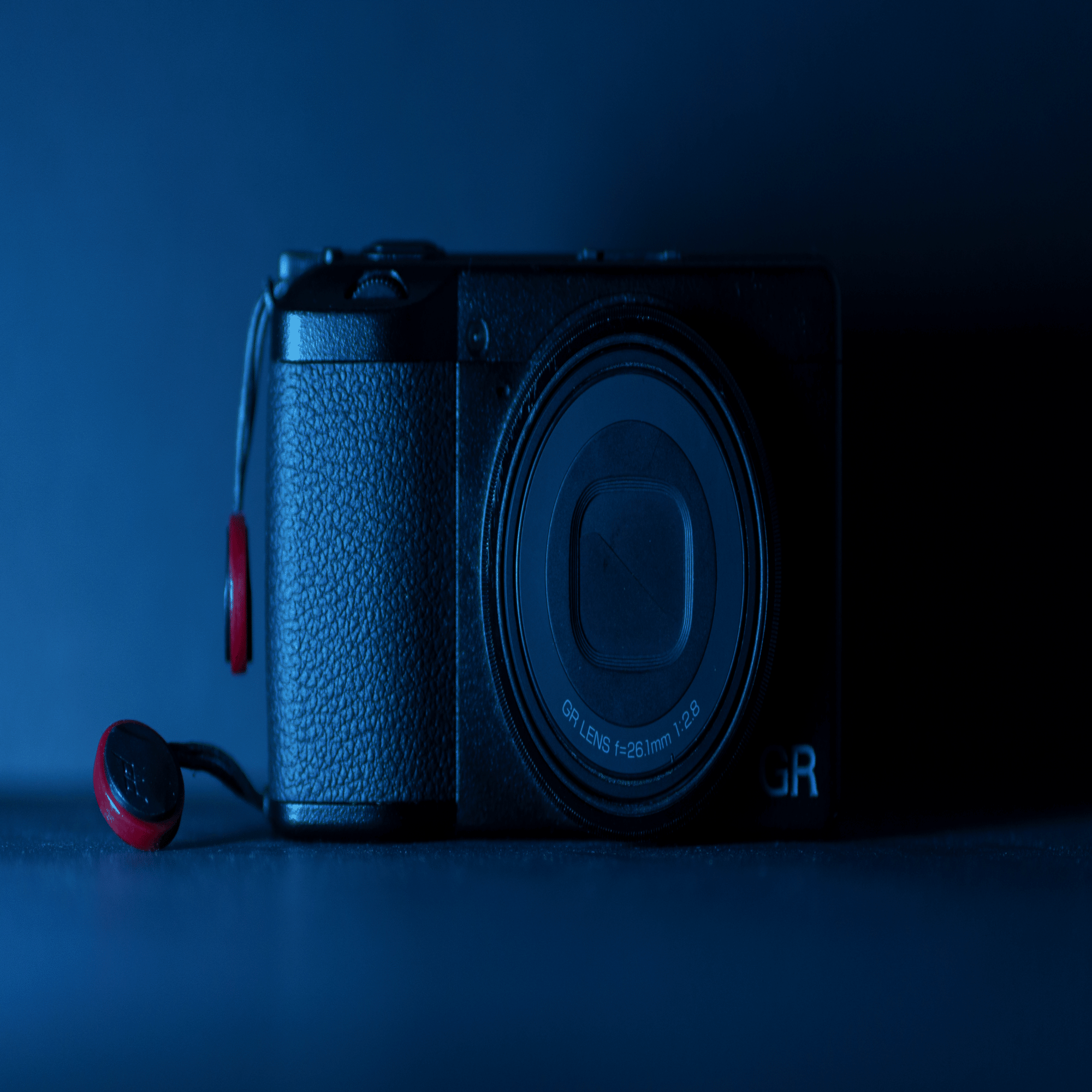 RICOH GRⅡ(撮影数少、状態良好) RICOH GRⅡ(撮影数少、状態良好) RICOH GRⅡ(撮影数少、状態良好) 初心に