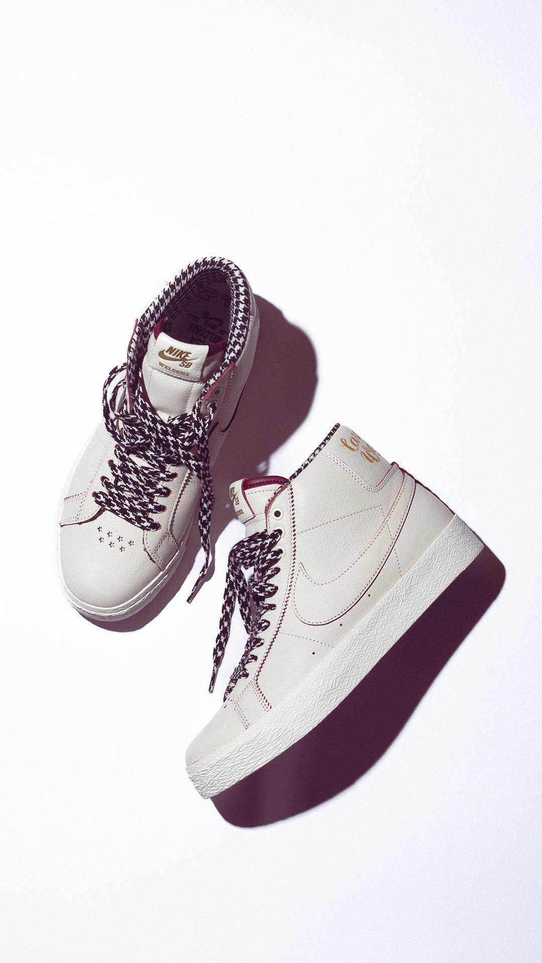 最新スケボシューズ☆Nike SB BLZR Court Mid Premiumお早めに！ スケボーシューズ☆話題沸騰中☆Nike SB BLZR Court☆お早めに
