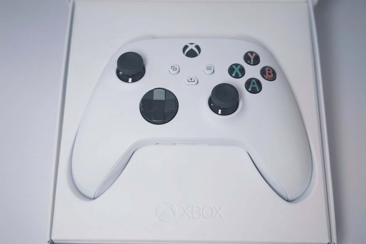 rogally SSD2t モニター xbox純正コントローラーなどなどせっと