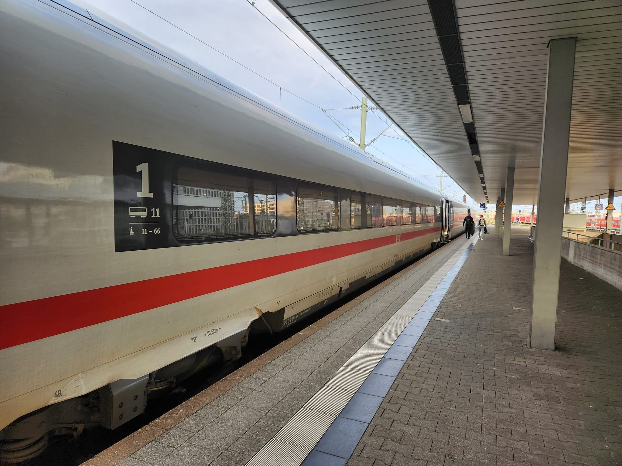 夜行列車で北へ【ドイツ鉄道旅行2023】｜Siegbergbahn