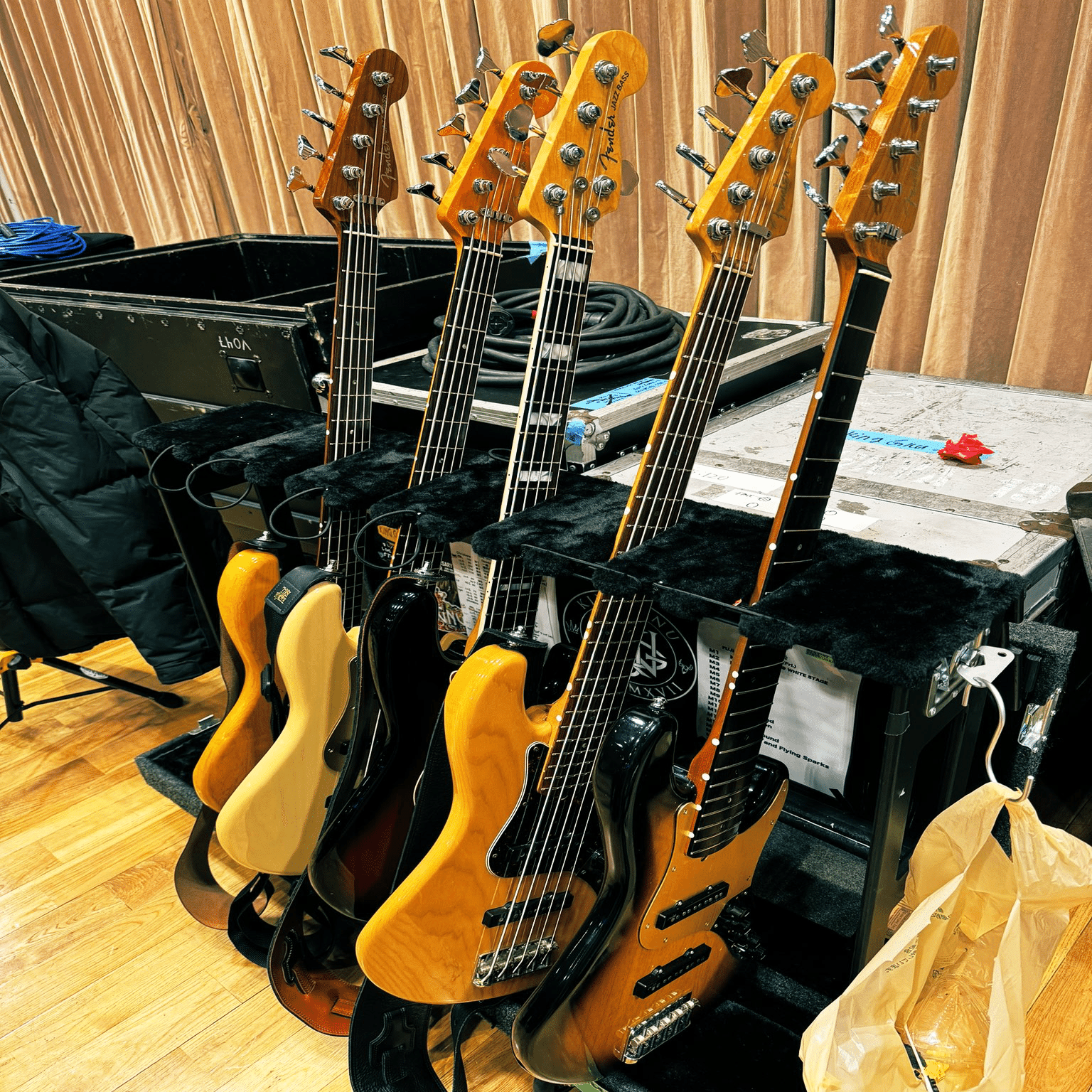値下げ！！【アメデラ】新井モデル Fender DELUXE JAZZ BASS® V KAZUKI ARAI EDITION | クロサワ