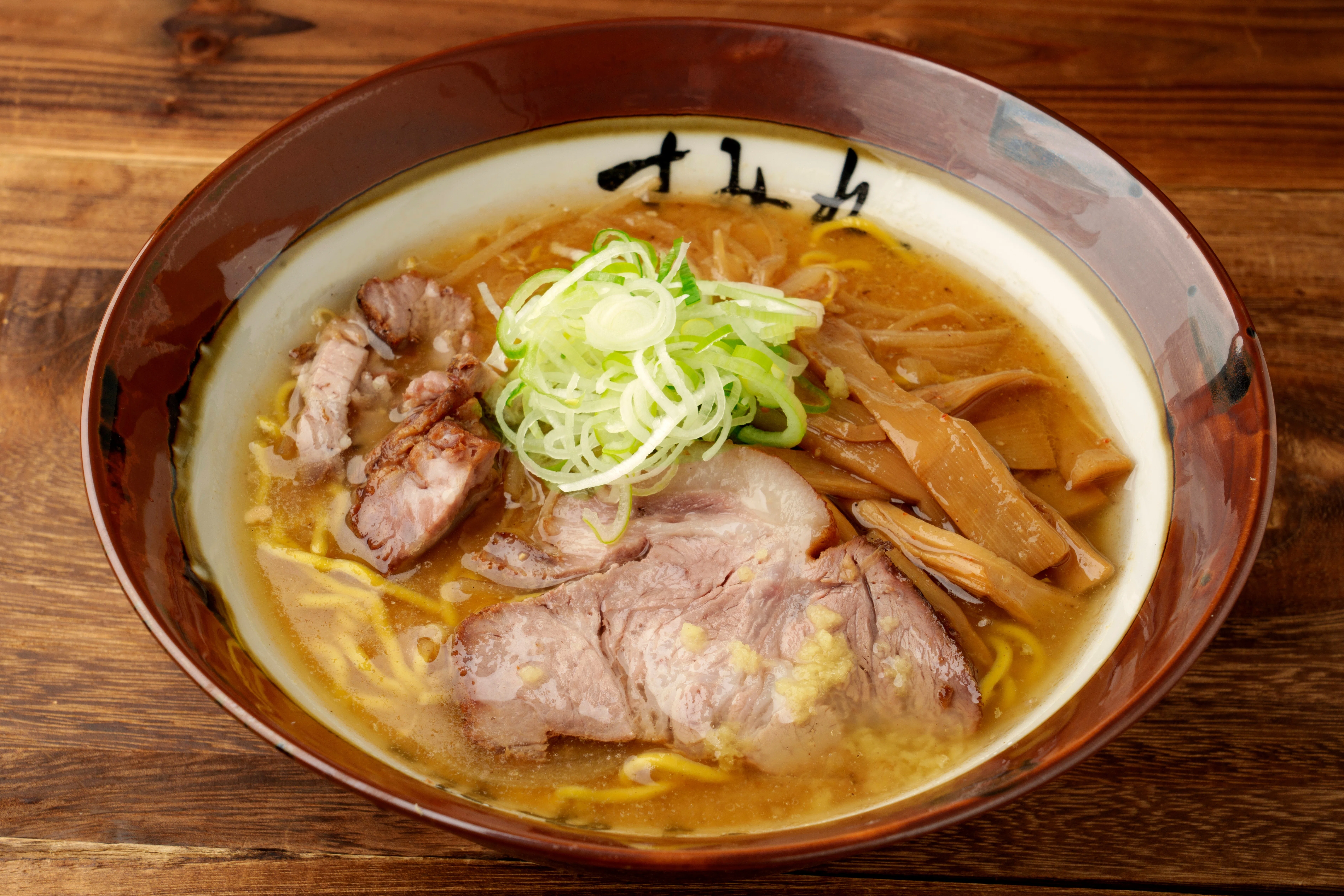 Vol.32 30年前の濃厚味噌ラーメンがすみれオールスターズともに復活
