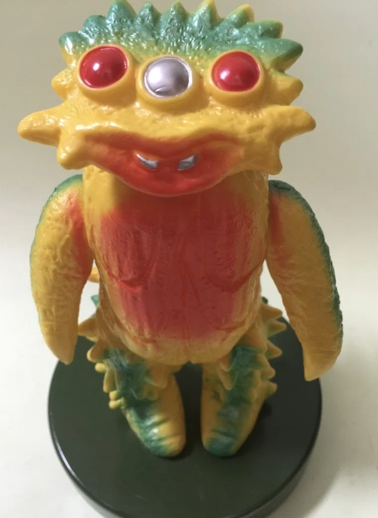 帰)ウルトラ怪獣ビーコン新旧｜ゆる