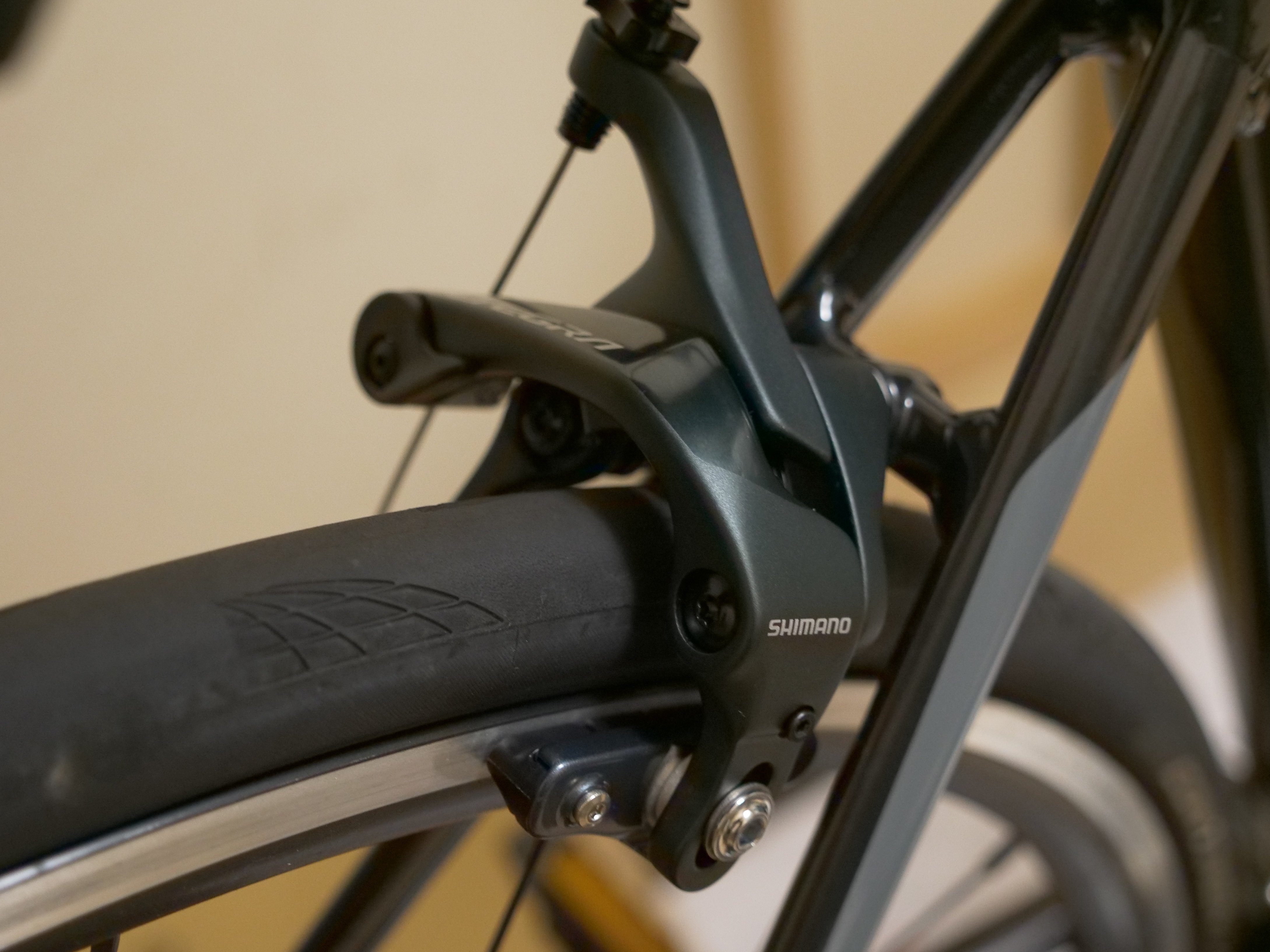 購入ログ】ロードバイクのブレーキはテクトロからアルテグラに