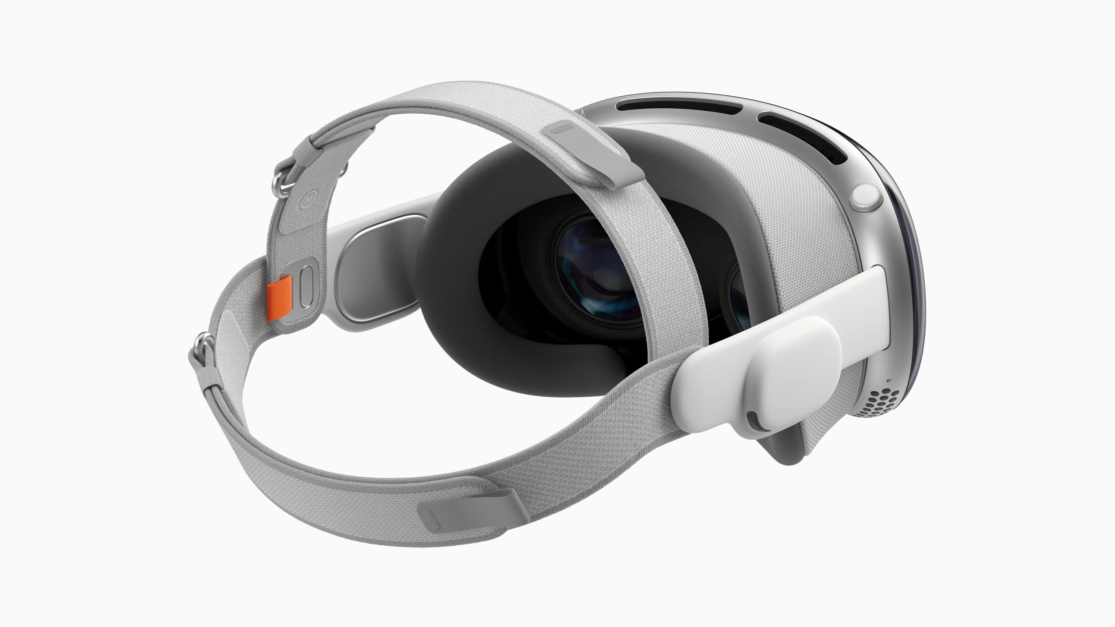 Apple Vision Pro、サプライズな付属品も ／ 米国発売日が2月2日に｜V