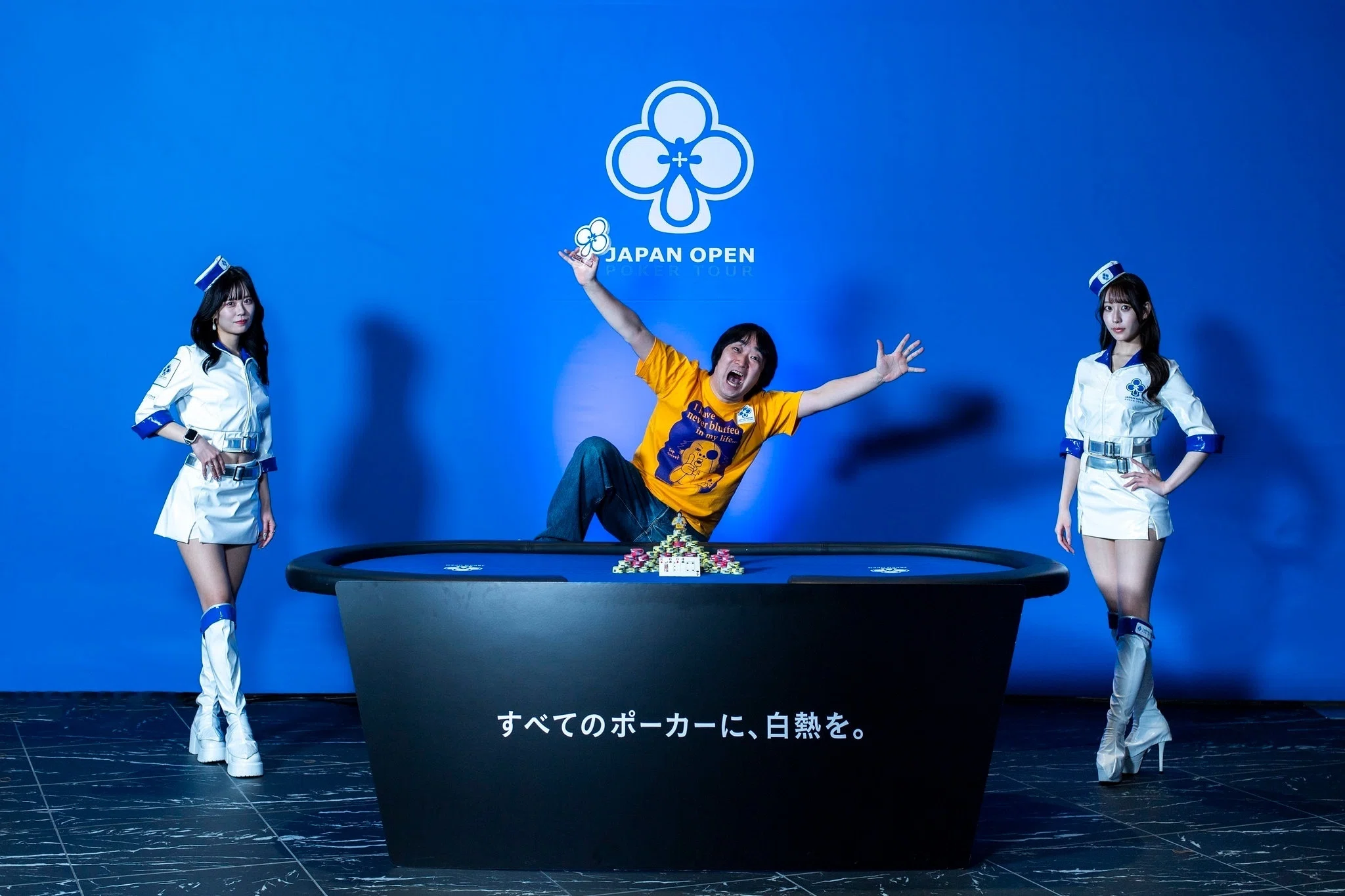 ポーカー JOPT 2024 トロフィー