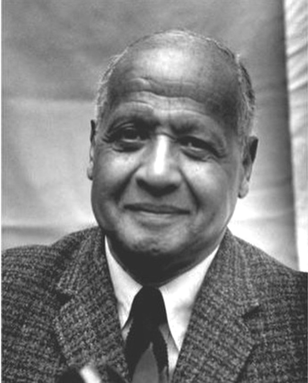 ロイ・デカラバ：アート写真界の巨人と詩的世界｜artoday - chiaki