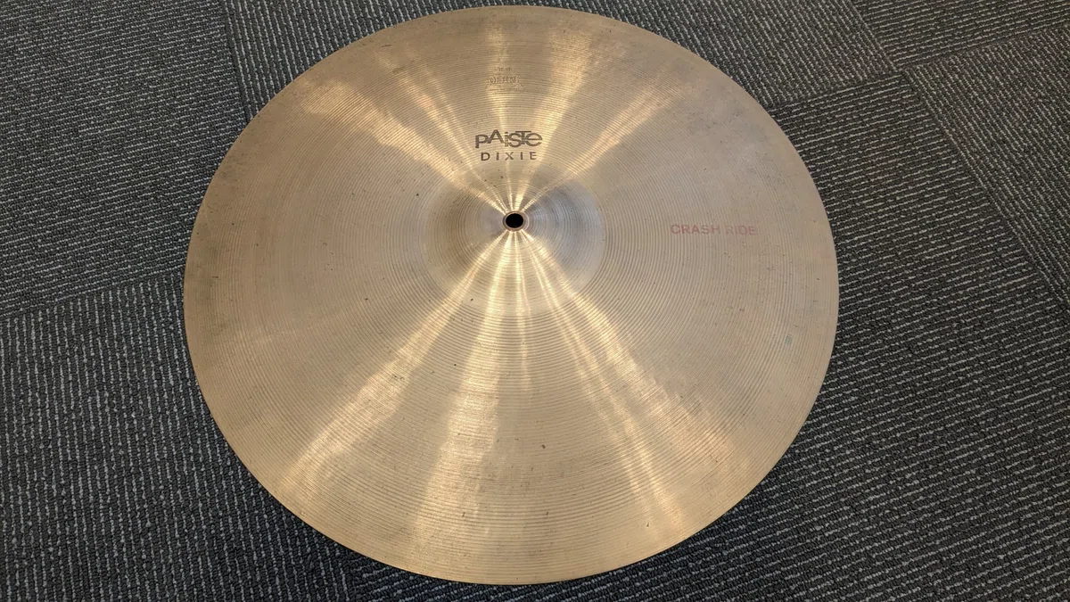 Paiste 赤黒 Dixie シンバル 16インチ