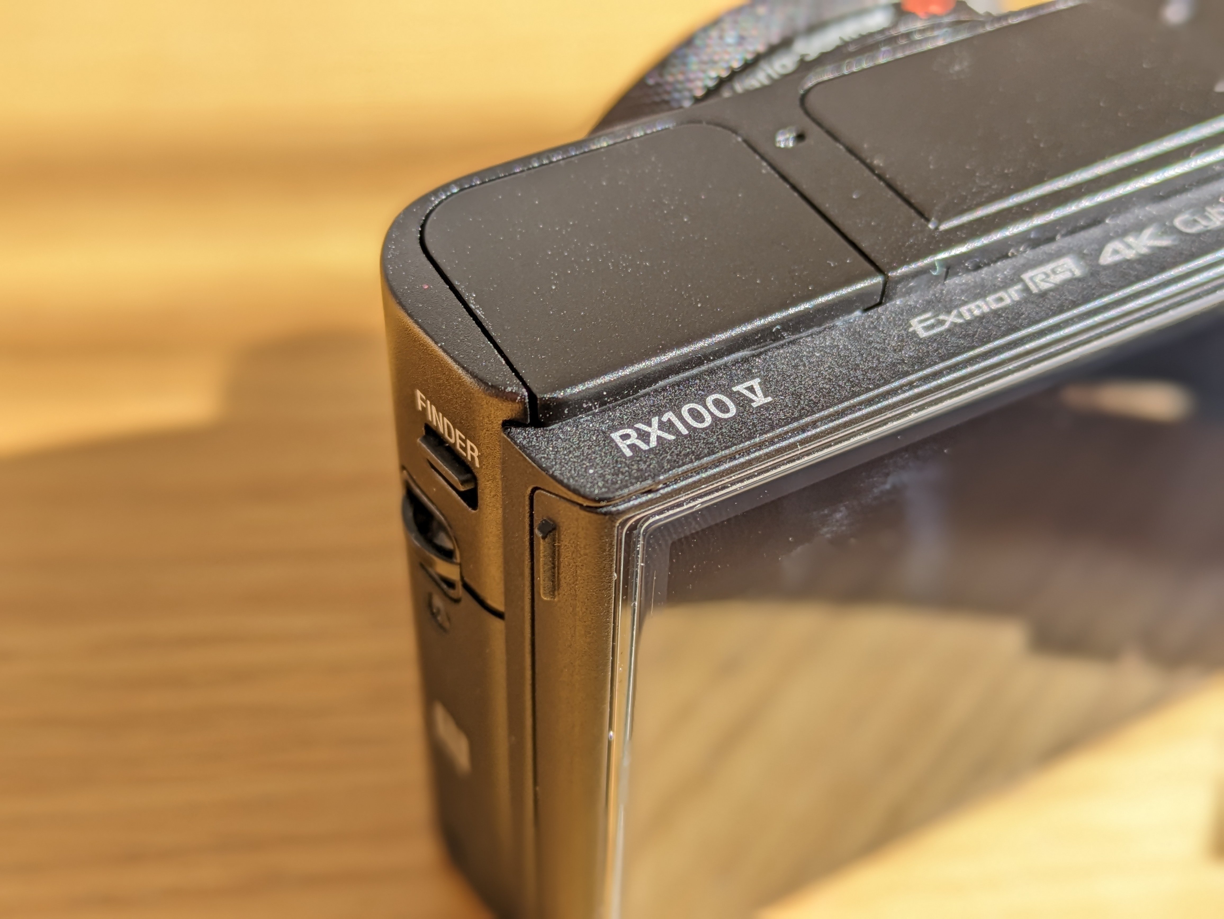 旅の新しい相棒 SONY RX100V｜ytkampf_fps0