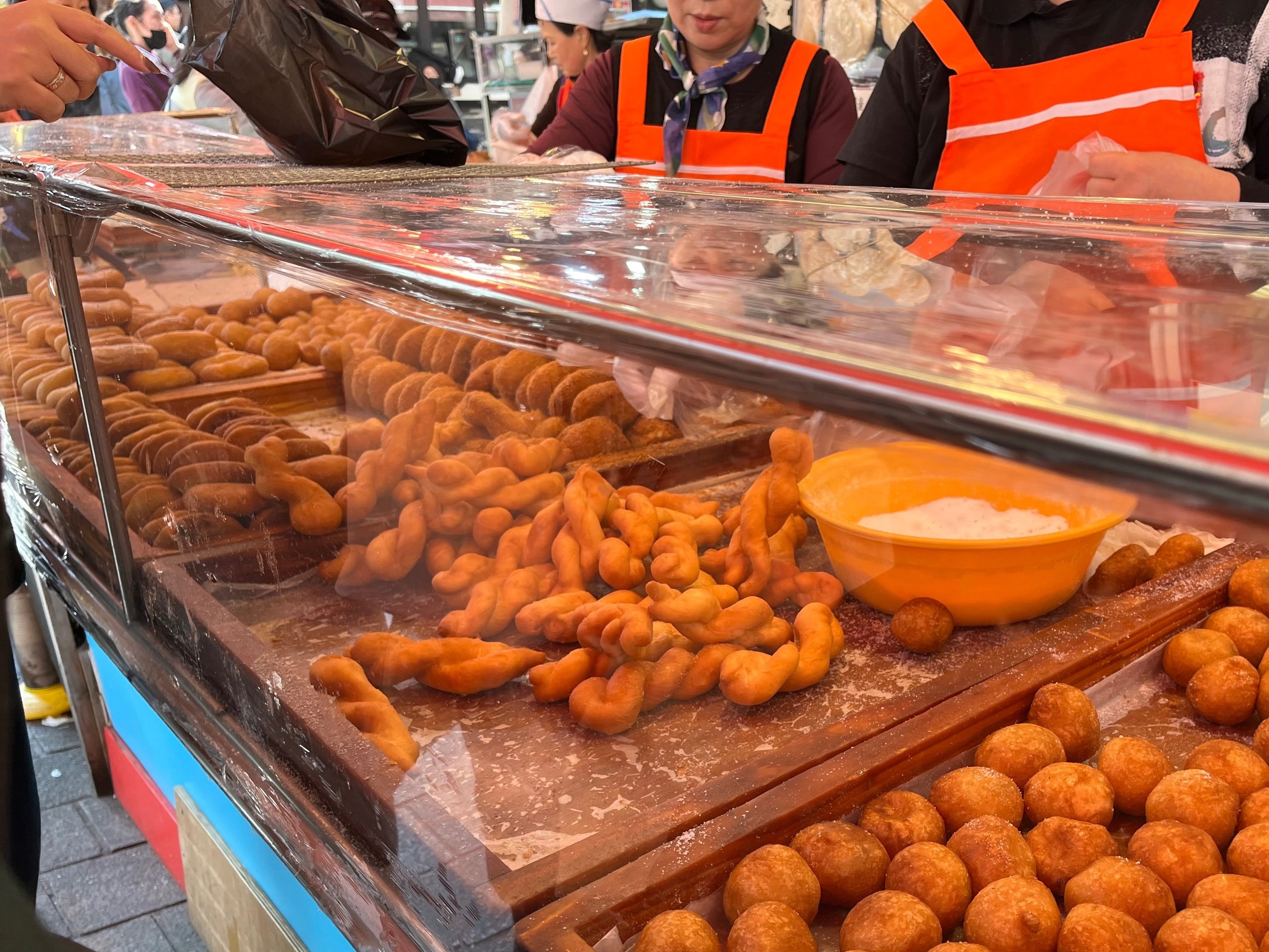 韓国行ったら必ず食べる！絶品100円スイーツ2選｜橘田 絵里香（えりお