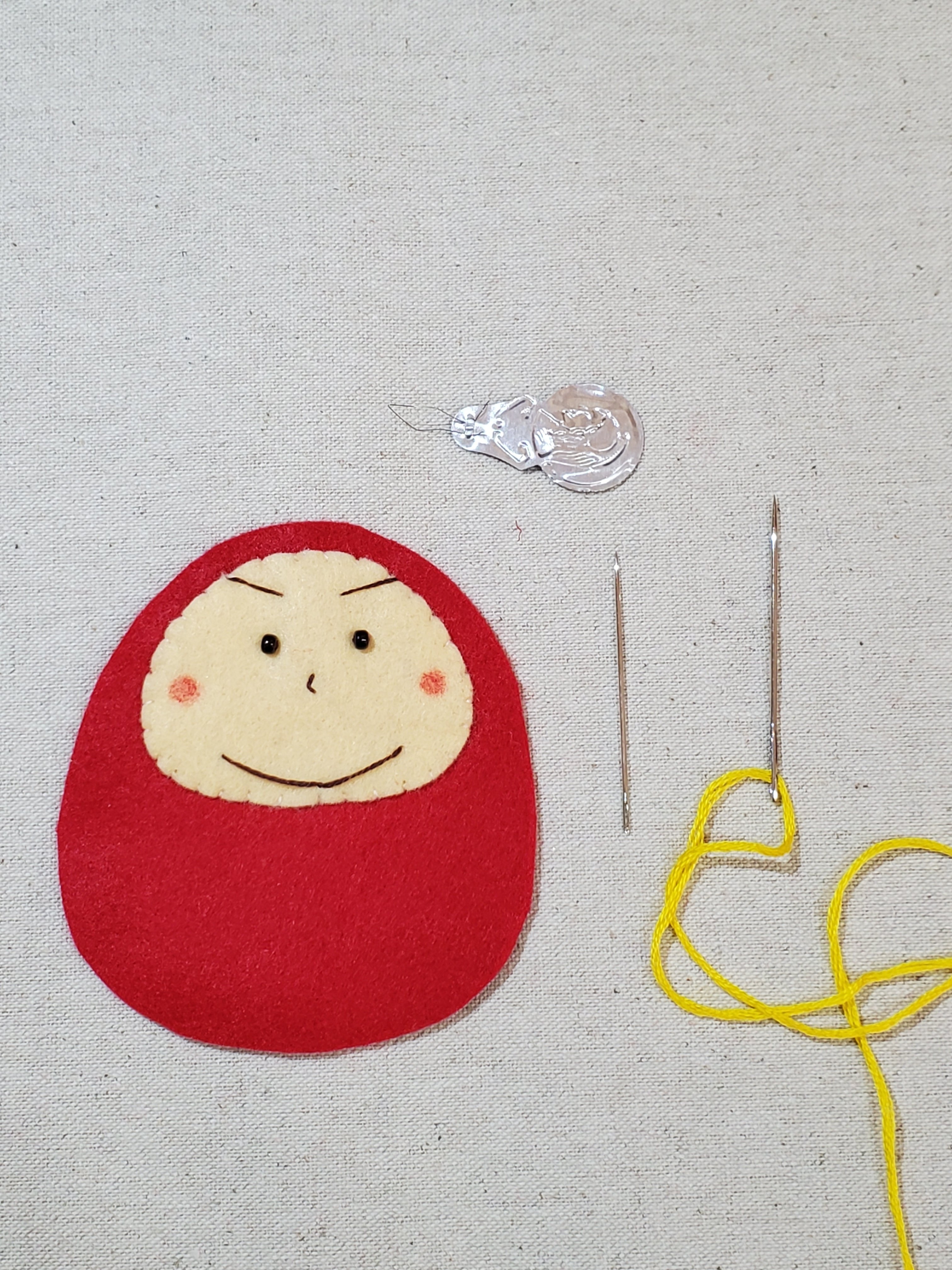 さぁちくちく作ってみよう～私のだるまさんお守りの作り方