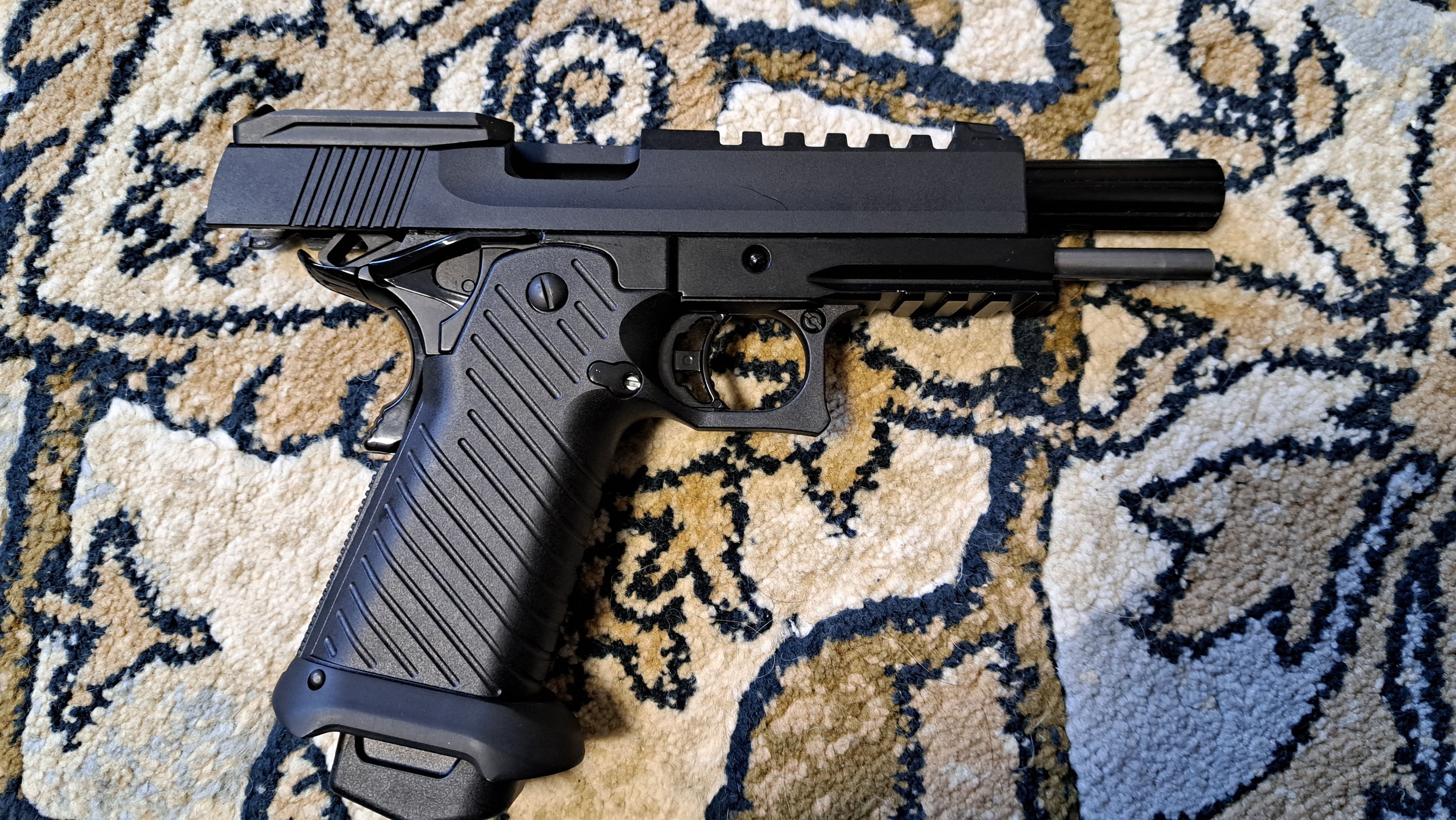 ICS Hi-CAPA CHALLENGER ガスガン エアガンレビュー ハイキャパ