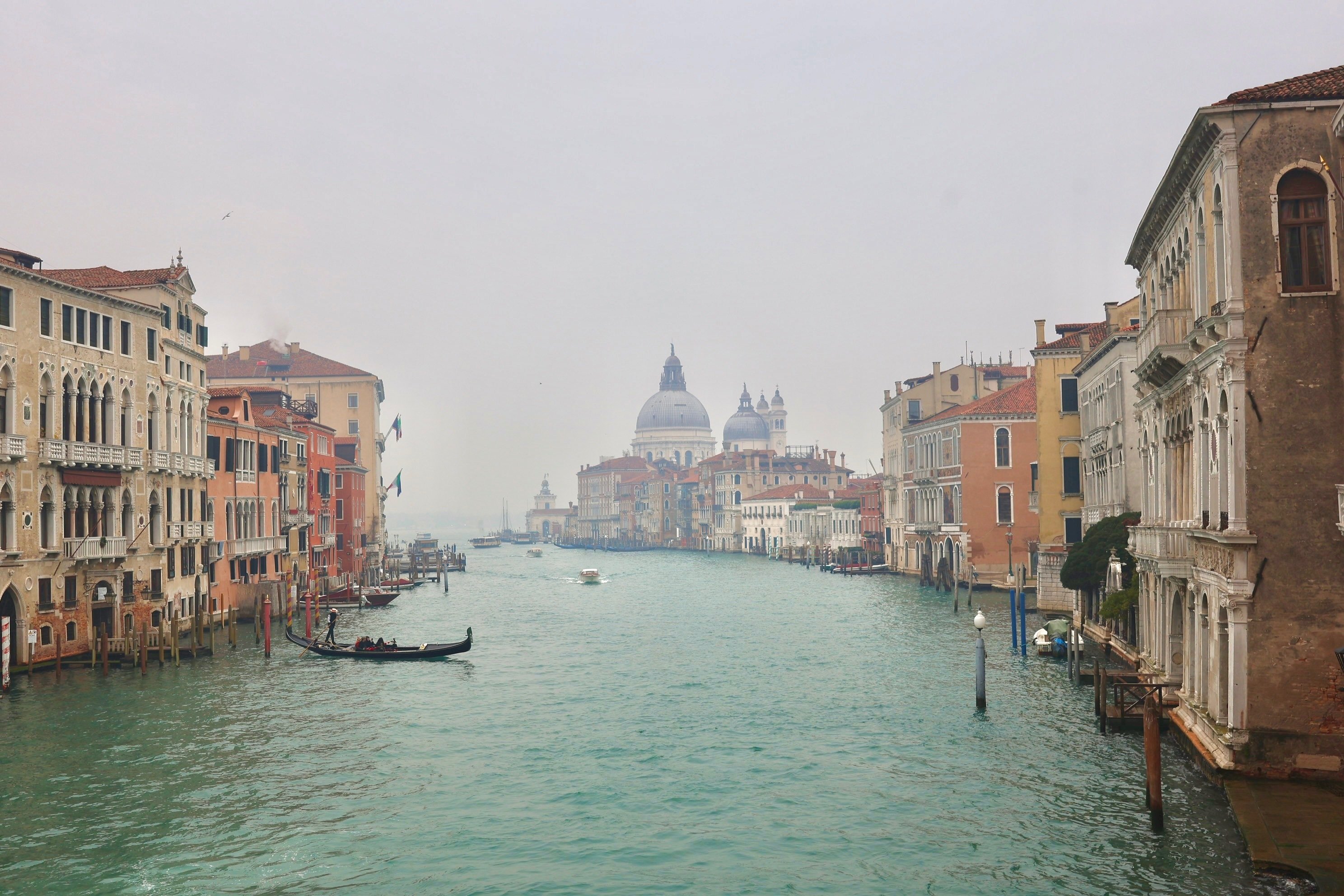 ヨーロッパ旅行 9]🇮🇹水の都でエメラルドブルーに浸る｜こと