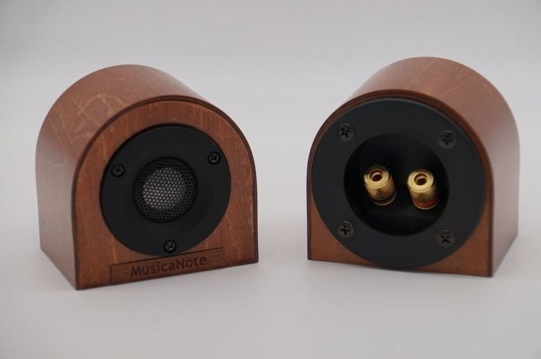 ふるさと納税 朝来市 漆喰スピーカー「S-P02L-FF ”鼓”」(ペア)+ スーパーツィーター「S-STW01」(ペア) 漆喰スピーカー「S-P02L-FF \u201d鼓\u201d」(ペア) スタイリッシュ、コンパクト