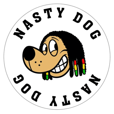 ナスティドッグのパーカーがアツい！MYくんのブランド「ナスティドッグ