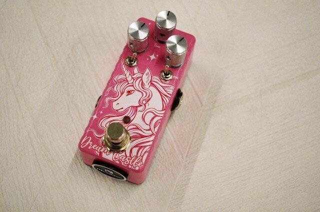 ミニサイズに多くの機能！オーバードライブ～ディストーションをカバー