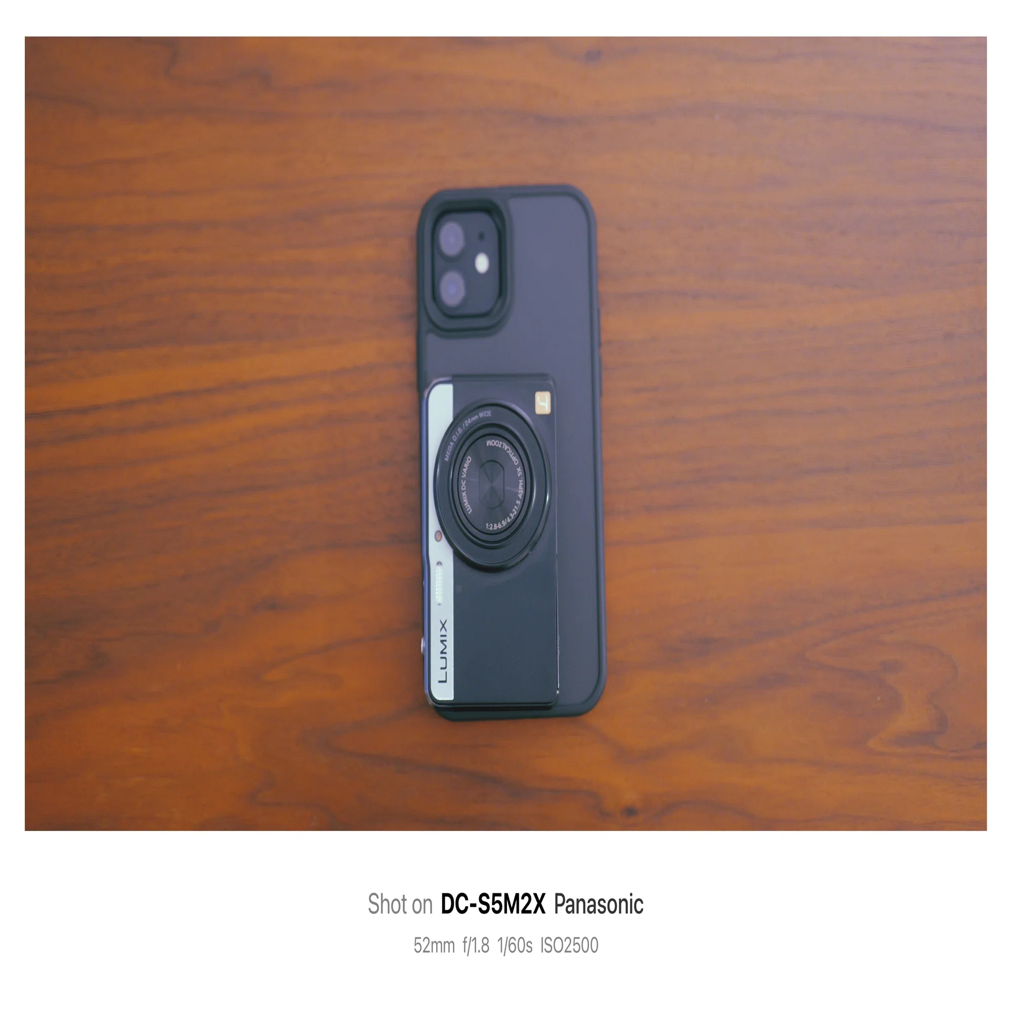 オールドコンデジの世界】超薄型カメラ LUMIX DMC-XS3｜鈴木ユートピア