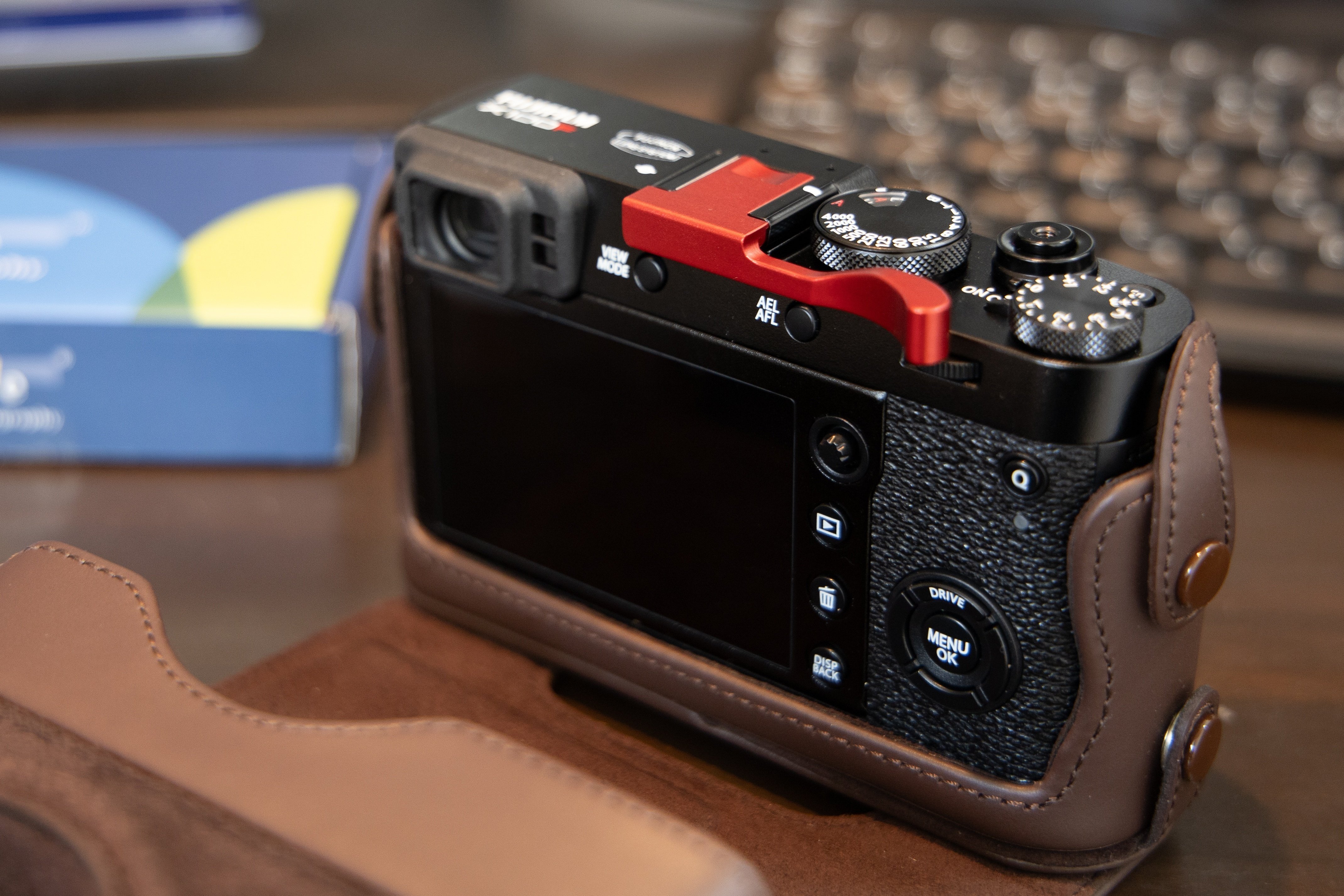 x100f 美品　おまけ多数 購入ログ】X100Fのアクセサリーたち レビュー｜物欲名古屋人