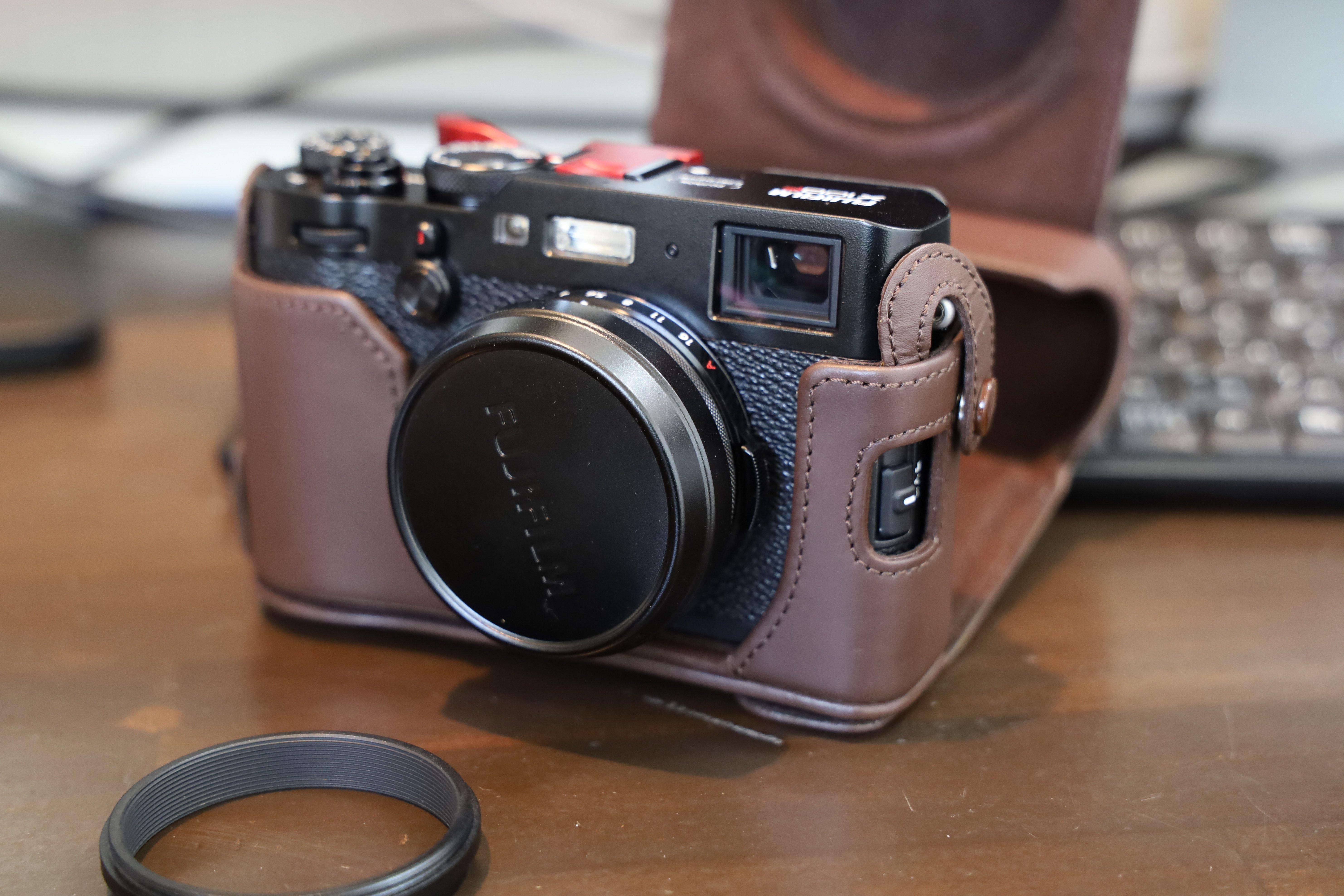 x100f 美品　おまけ多数 購入ログ】X100Fのアクセサリーたち レビュー｜物欲名古屋人