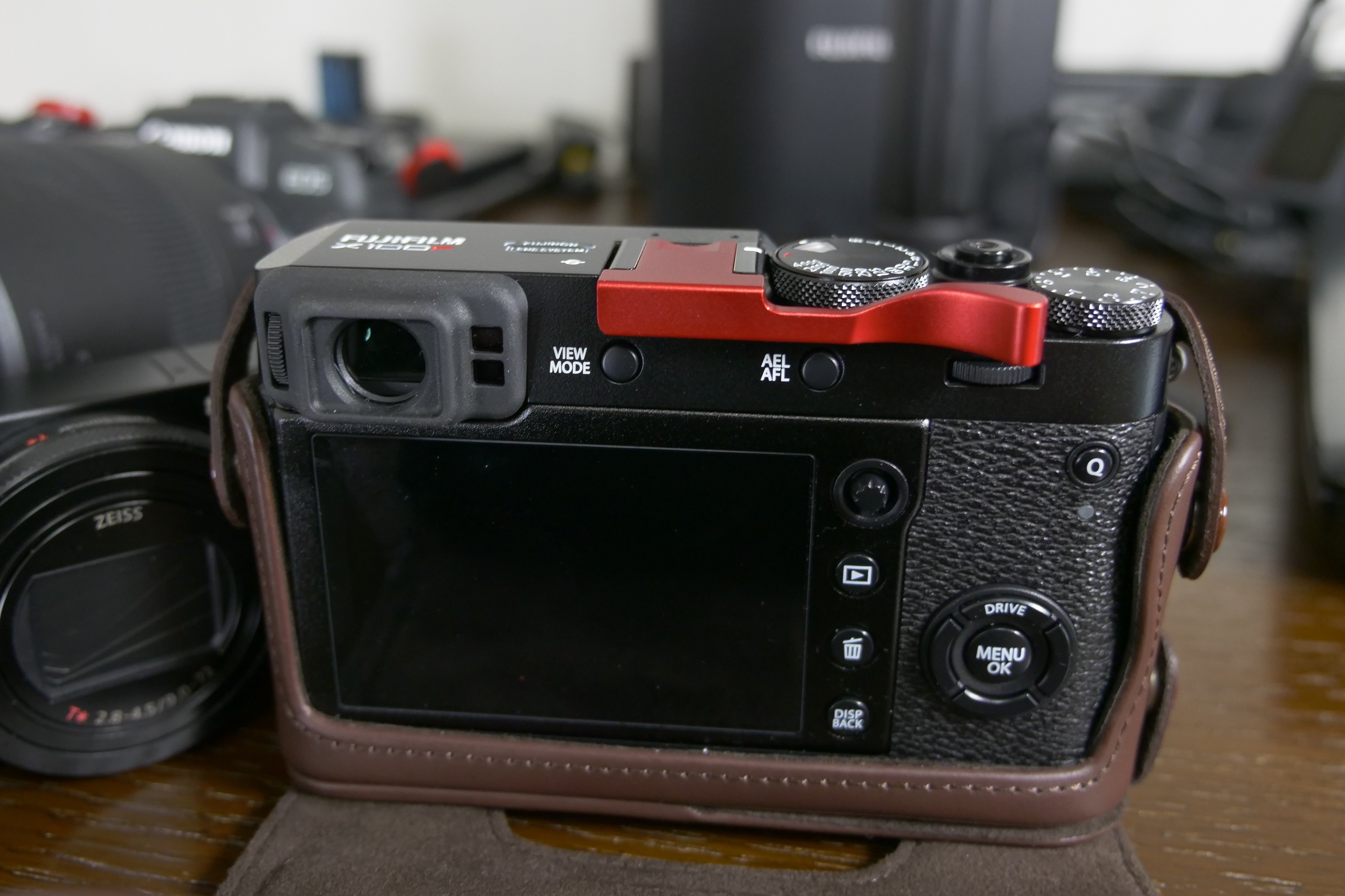 x100f 美品　おまけ多数 購入ログ】X100Fのアクセサリーたち レビュー｜物欲名古屋人