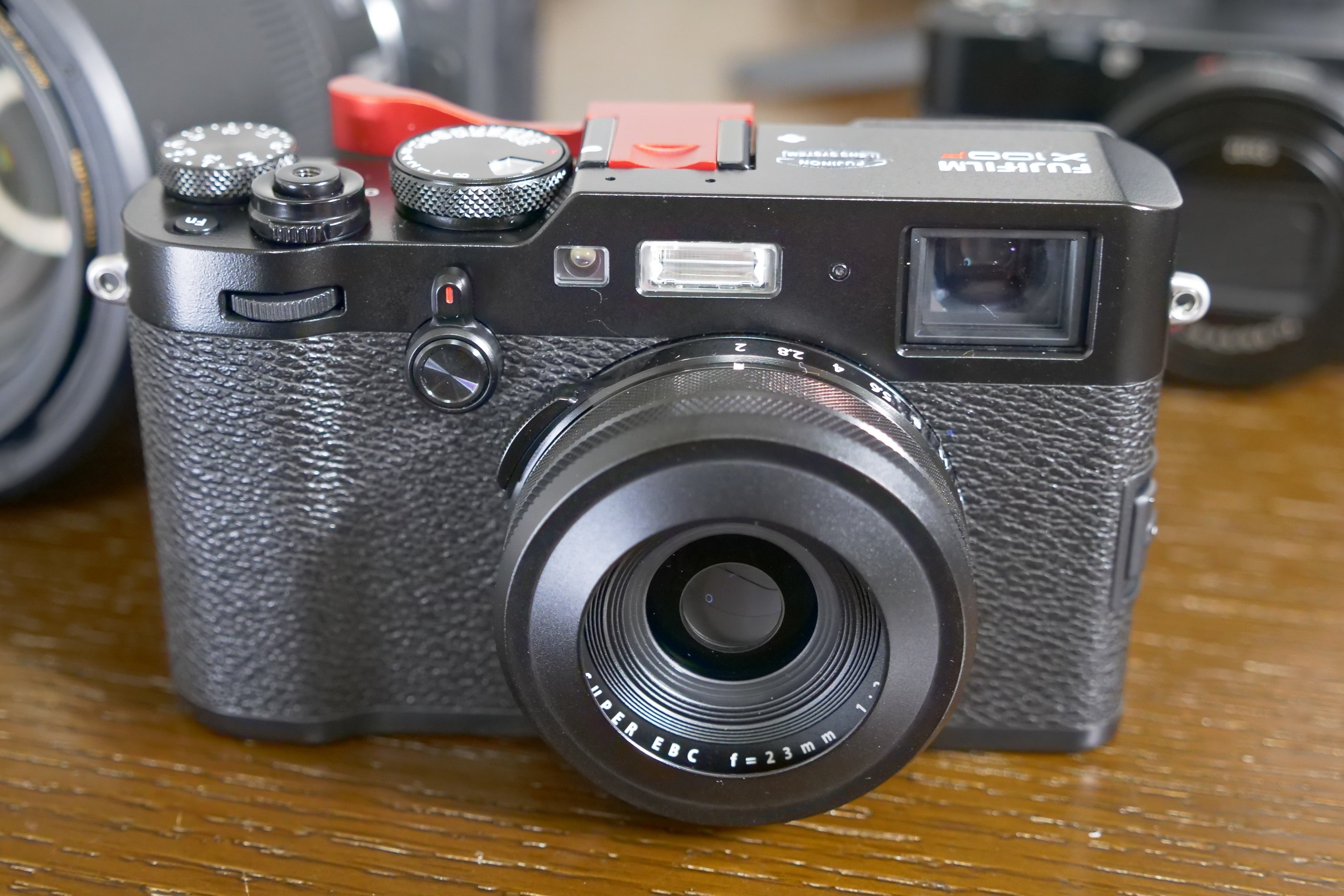 x100f 美品　おまけ多数 購入ログ】X100Fのアクセサリーたち レビュー｜物欲名古屋人
