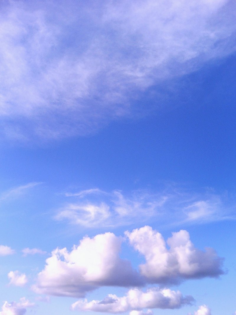 トリニティ　空の雲を見て、ふとこの言葉が思い浮かび…