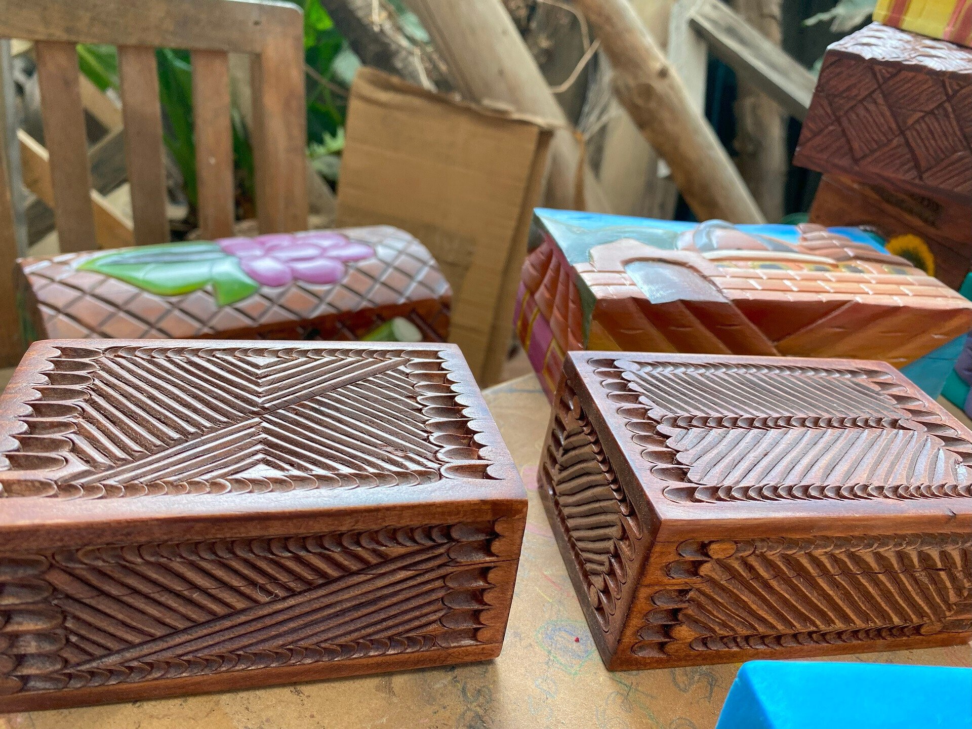 パッツクアロ、プレぺチャ伝統の小物入れ木箱｜河辺達朗 メキシコ工芸