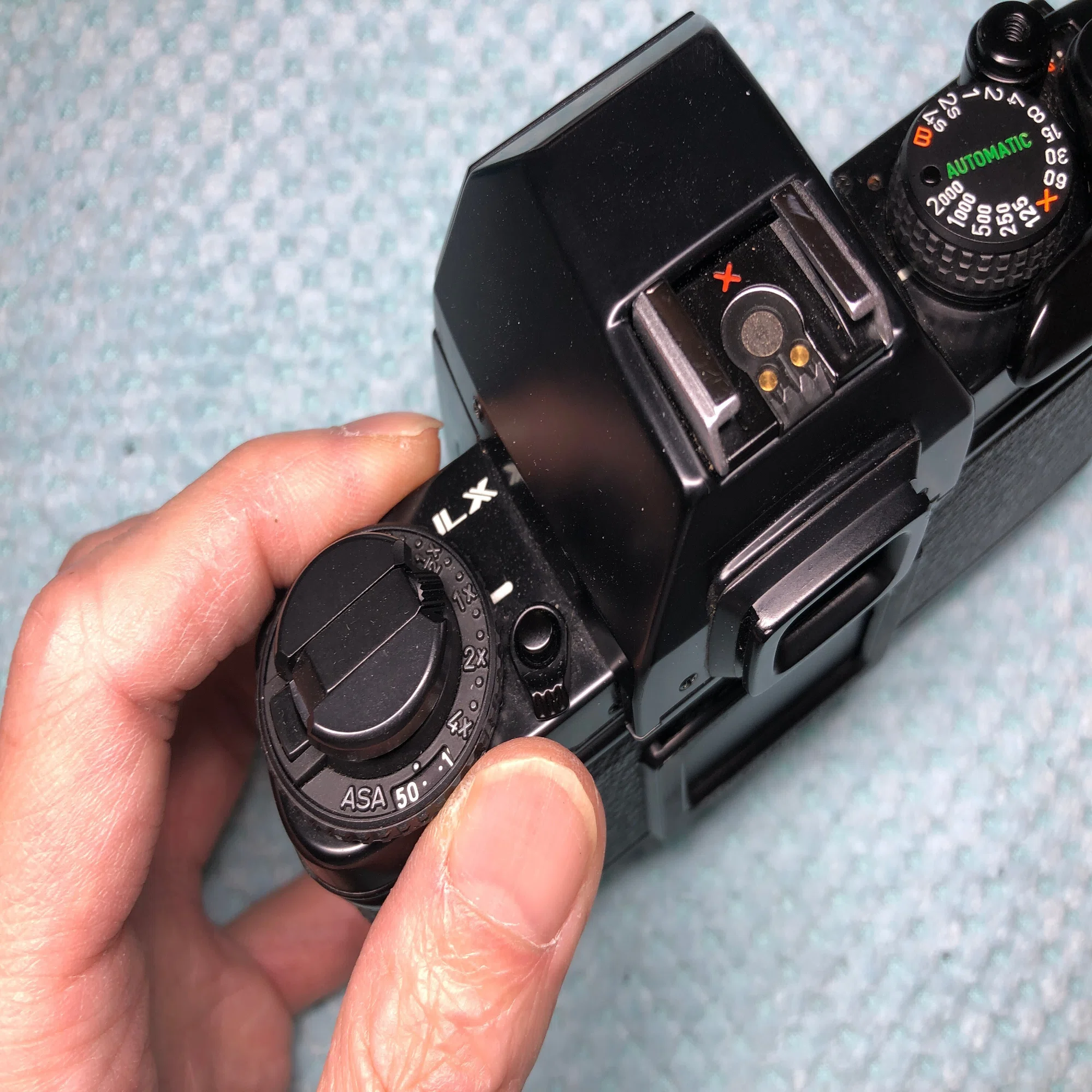 Pentax LXのファインダー分解｜フィルムカメラ修理のアクアカメラ