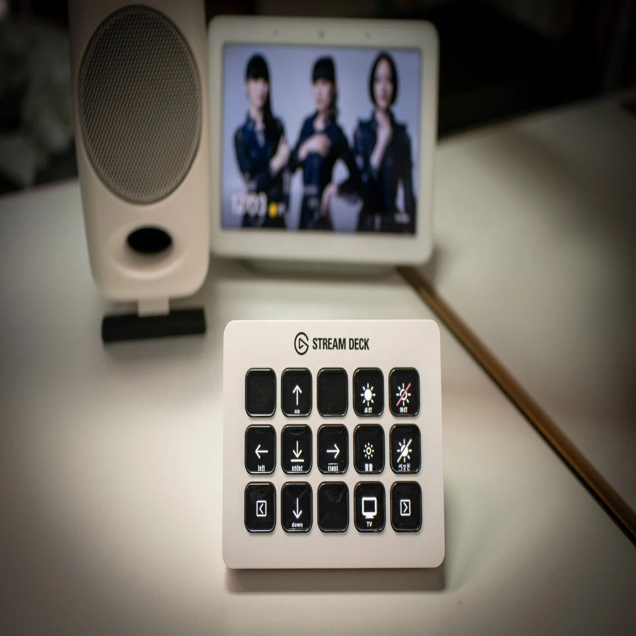 白い Stream Deck MK.2 が届いた｜しょっさん