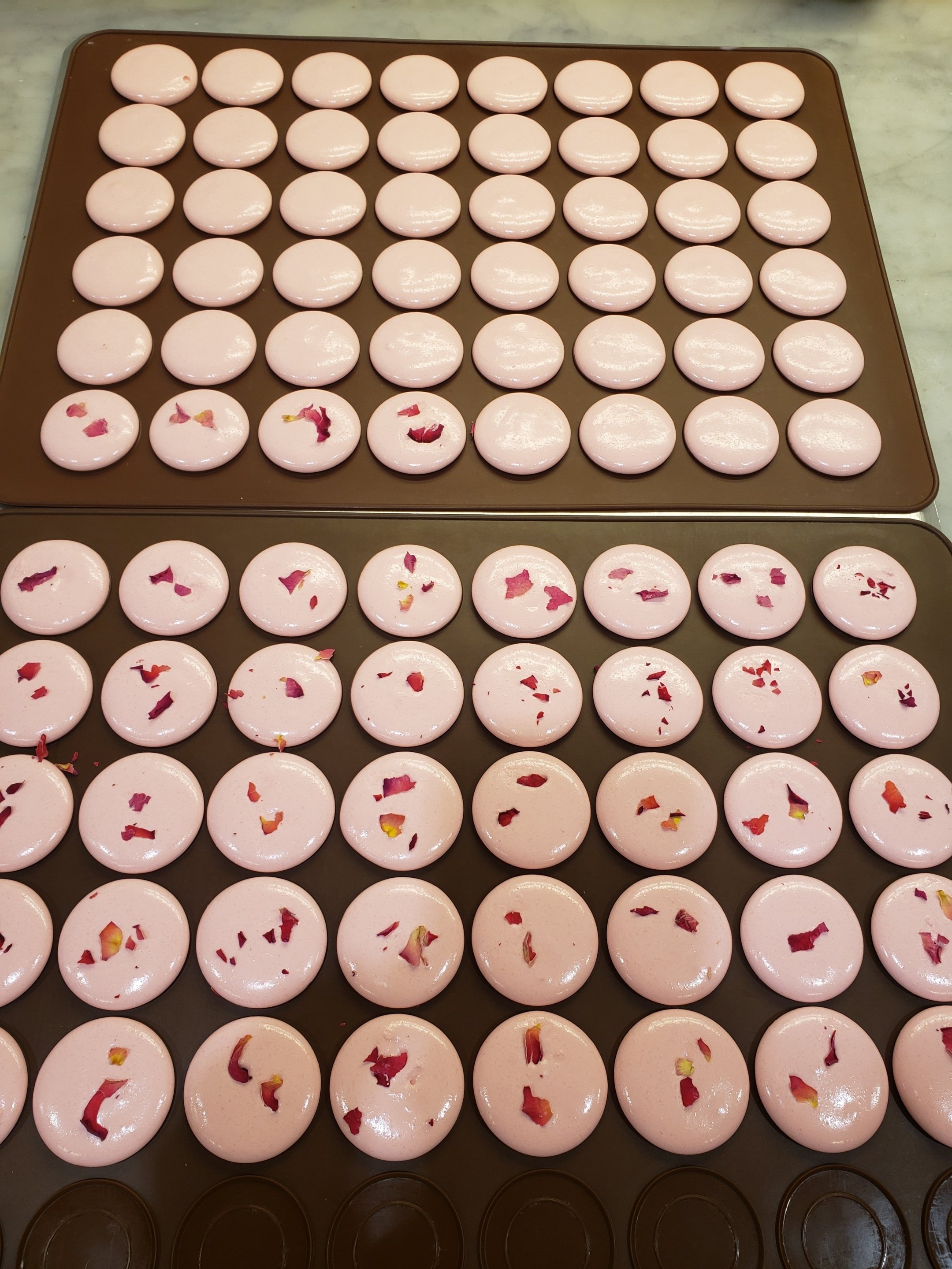 マカロンレシピ：フランボワーズ×ローズ（YAYOI TOKYO）｜YOSUKEOTSUKA