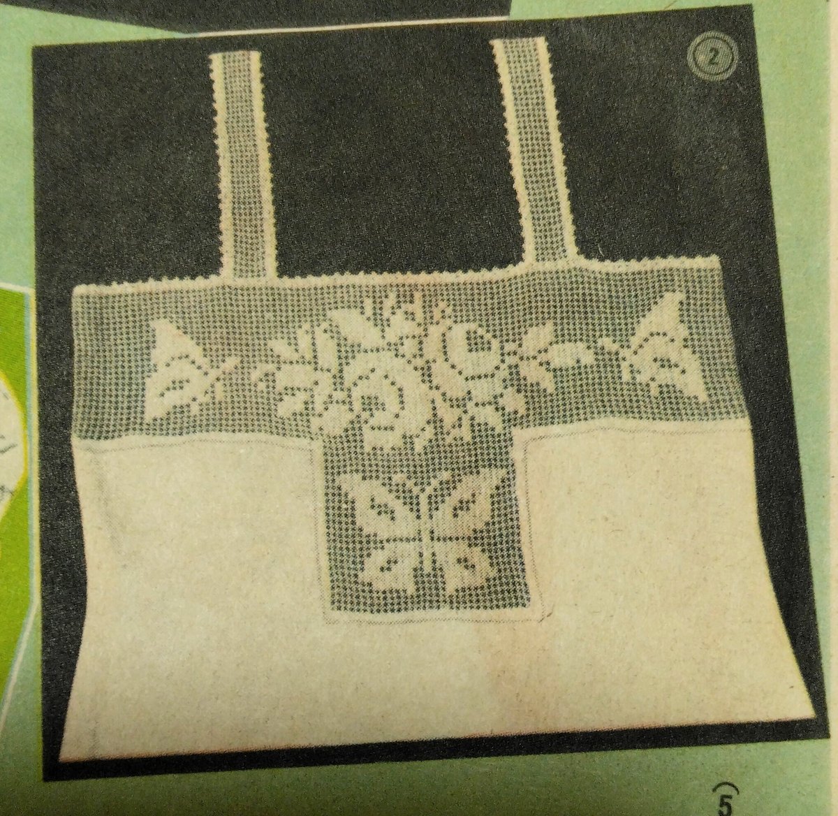 主婦スリップ姿画像 戦前の流行アイテム「スリップの手編みレース飾り」あれこれ｜owarimao