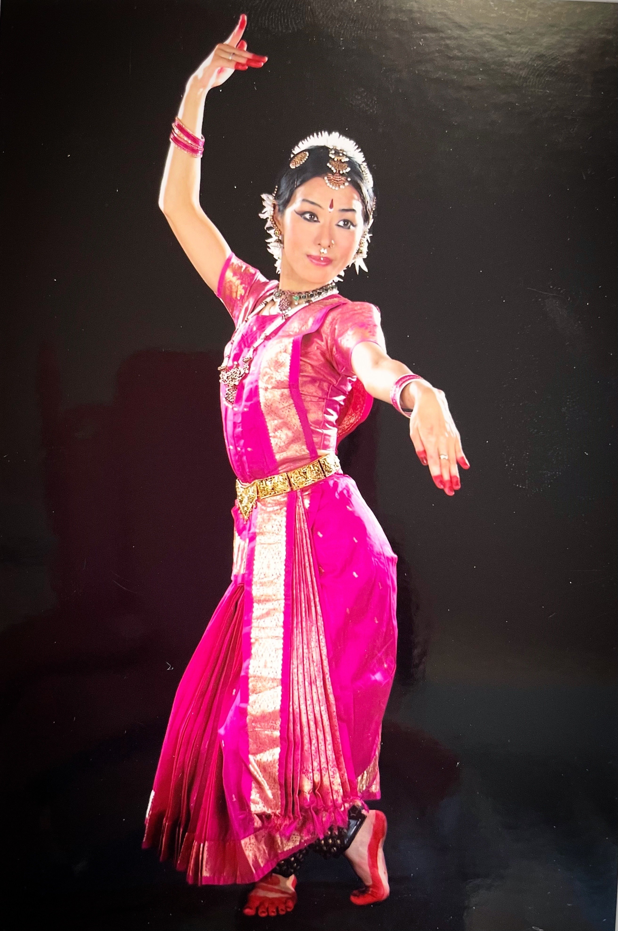 南インド古典舞踊バラタナティヤム 舞踊家シータです｜南インド舞踊家 ...