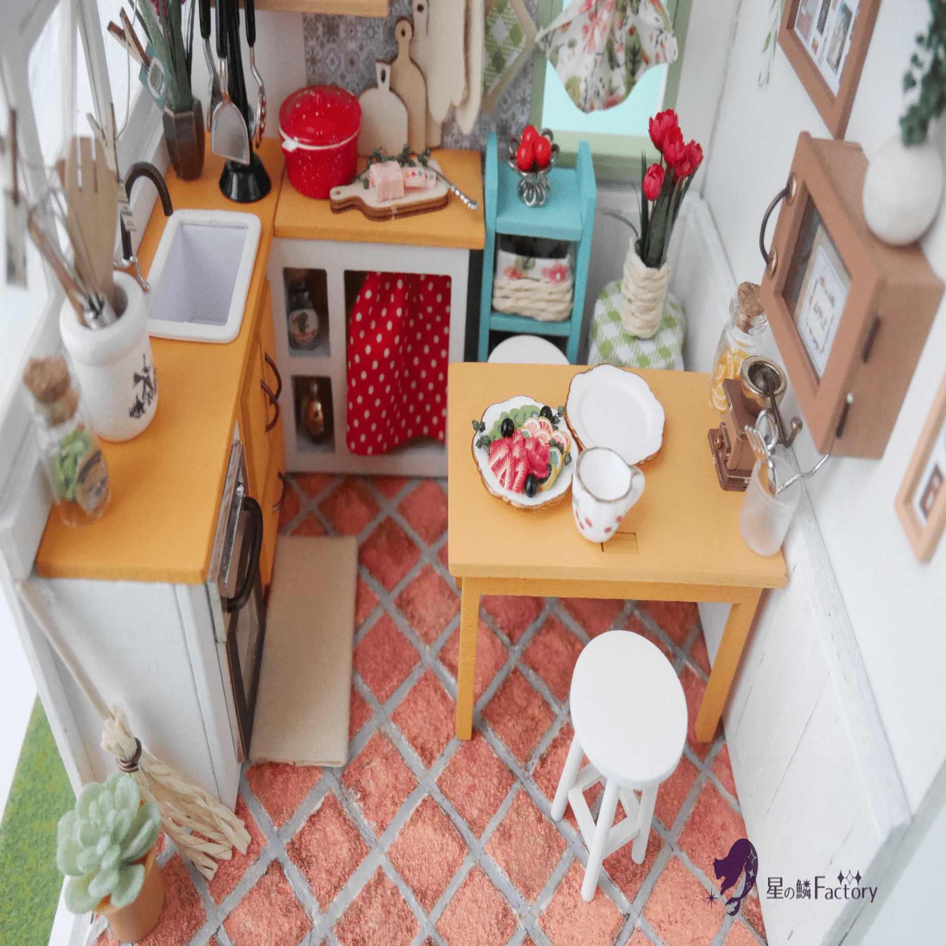 1/12ドールに🏠✨つくるんですのドールハウスを作りました｜星屑ロゼ