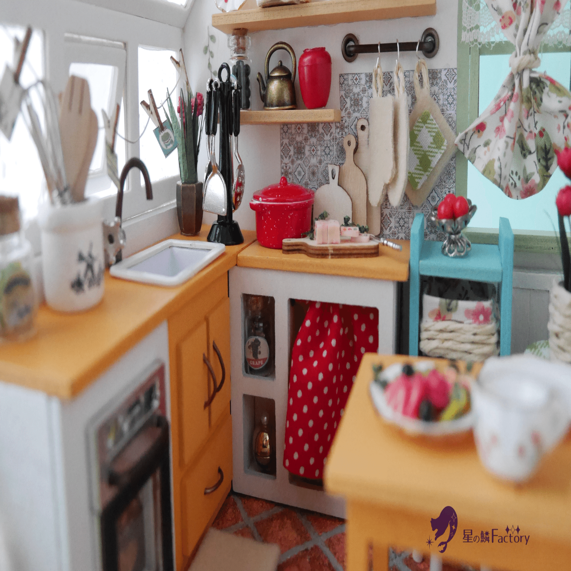 1/12ドールに🏠✨つくるんですのドールハウスを作りました｜星屑ロゼ