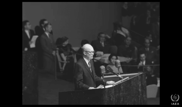 1953年国連総会におけるアイゼンハワー米国大統領の「Atoms for Peace」演説