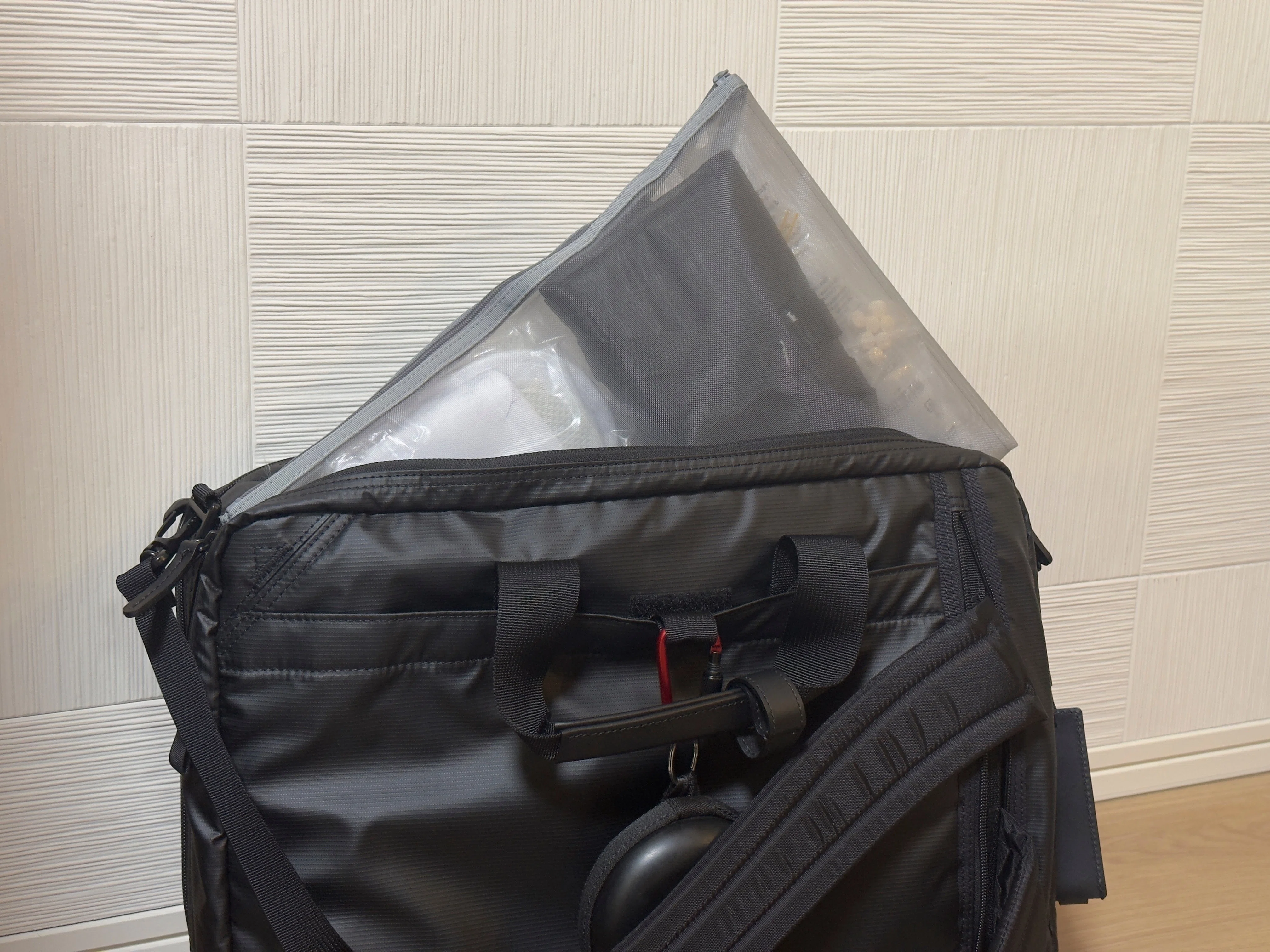 旅好き・出張者向け 長時間フライト向けの装備が完成したので公開する
