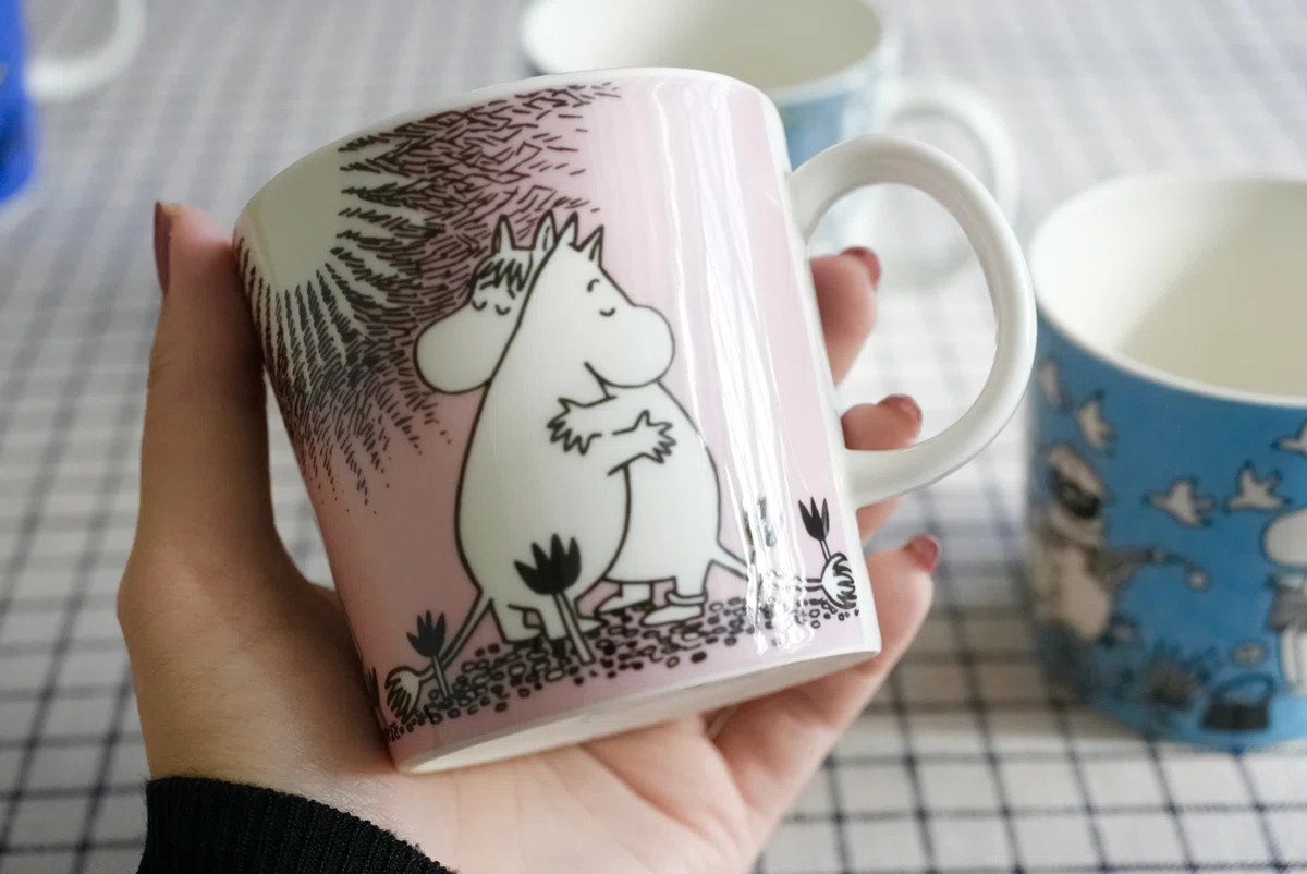 ARABIA FINLAND MILLENNIUM 2000 マグカップ（いい、ムーミンマグは 