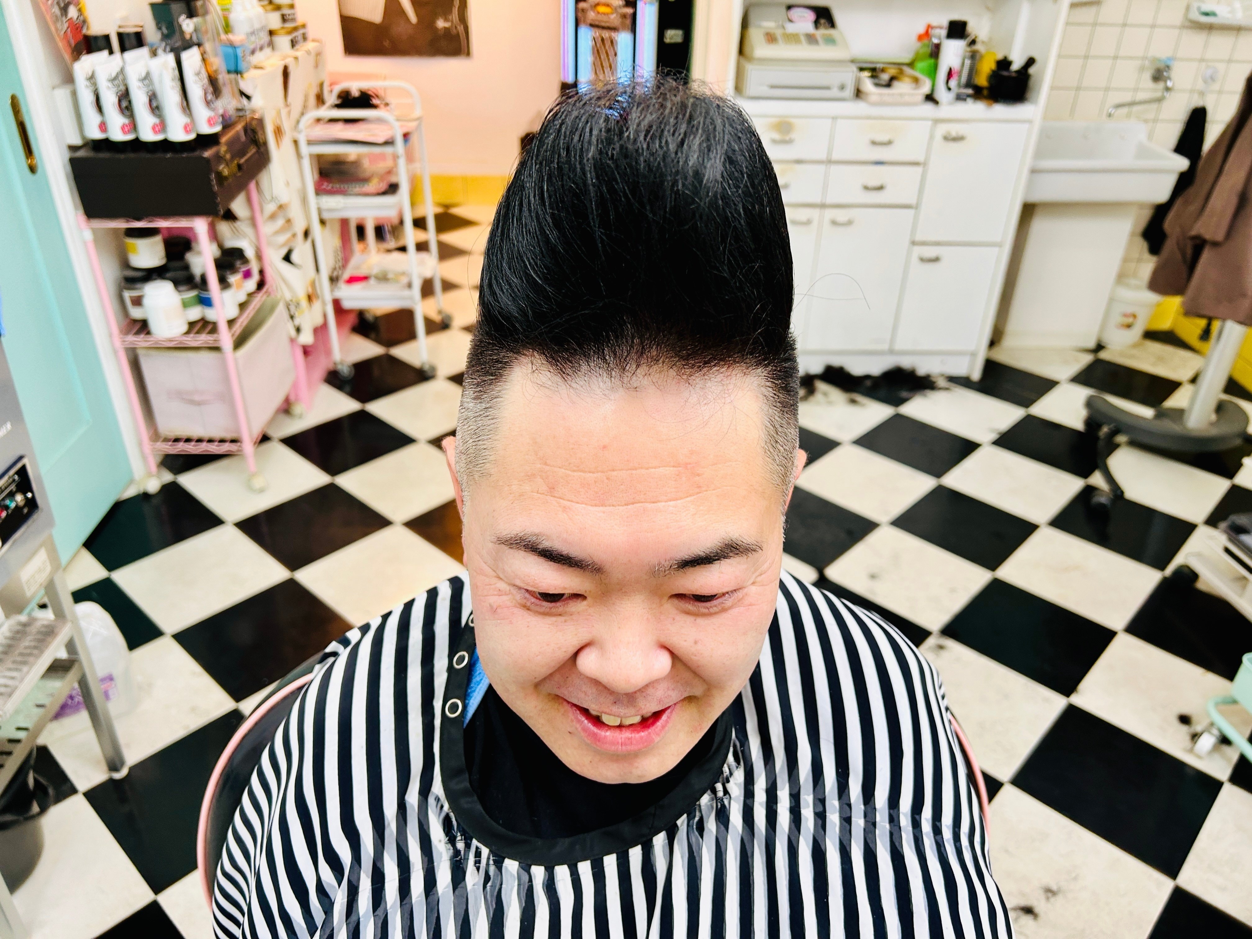 みやぞん にも負けないポンパドールのリーゼント！｜浜松市佐久間町の