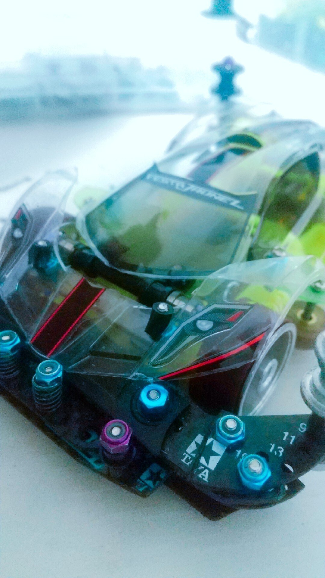 ミニ四駆　カスタム　塗装　提灯 259レイボルフ イエロースペシャルをフロント提灯に改造 | デミオ