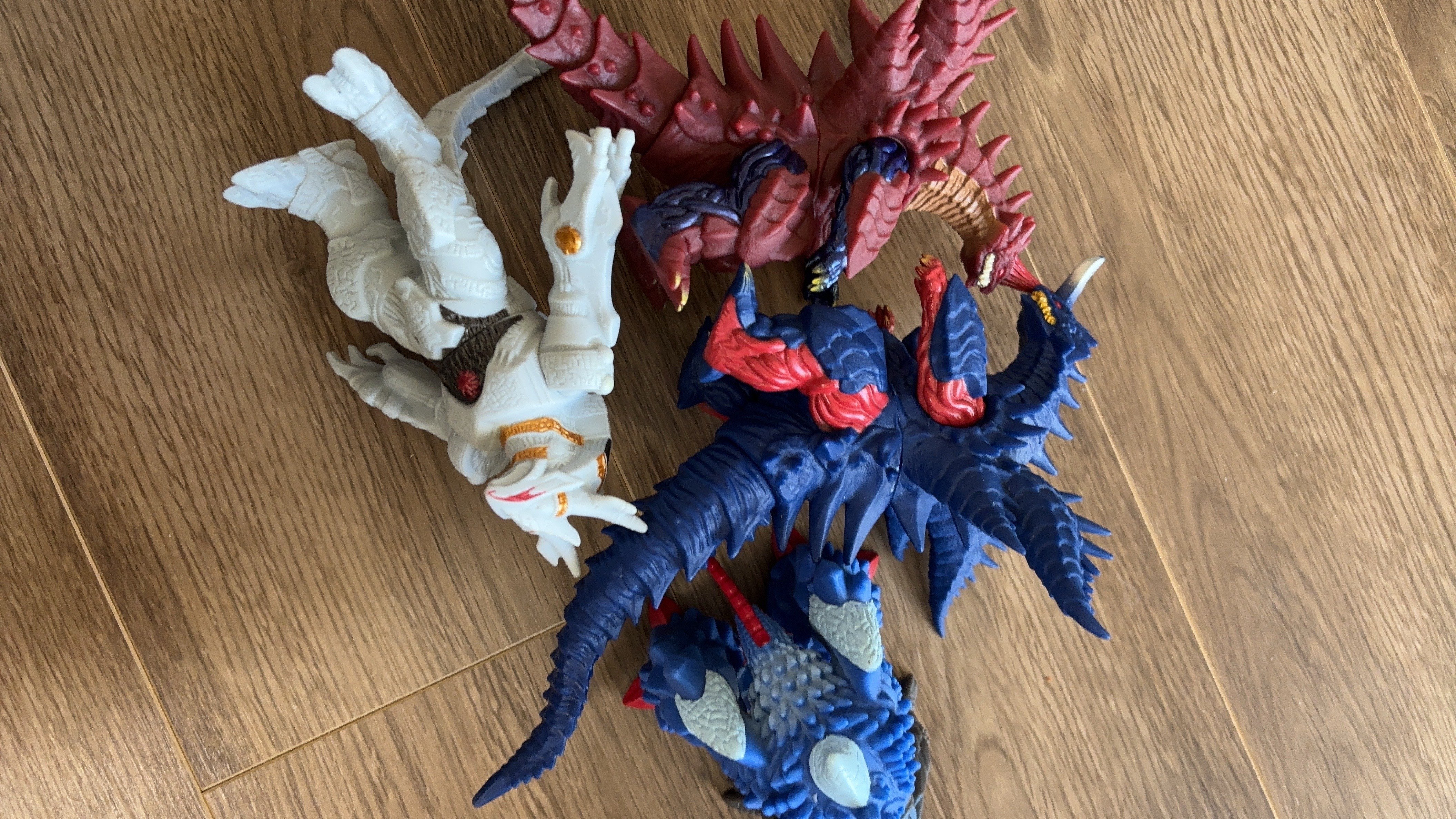 ウルトラマン 初期 顔 Y-MSF ウルトラマンレオ 昆虫星人
