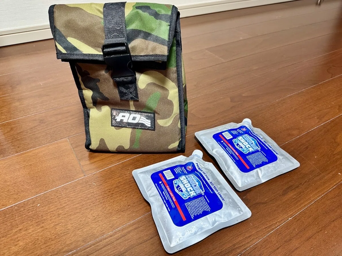 新品 未使用 AOクーラー 24 好い 迷彩 キャンプ 保冷バッグ 釣り