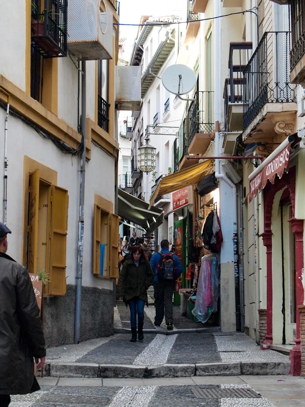 スペイン グラナダ 中心街とアルバイシン地区 -Centro y El Albaicín