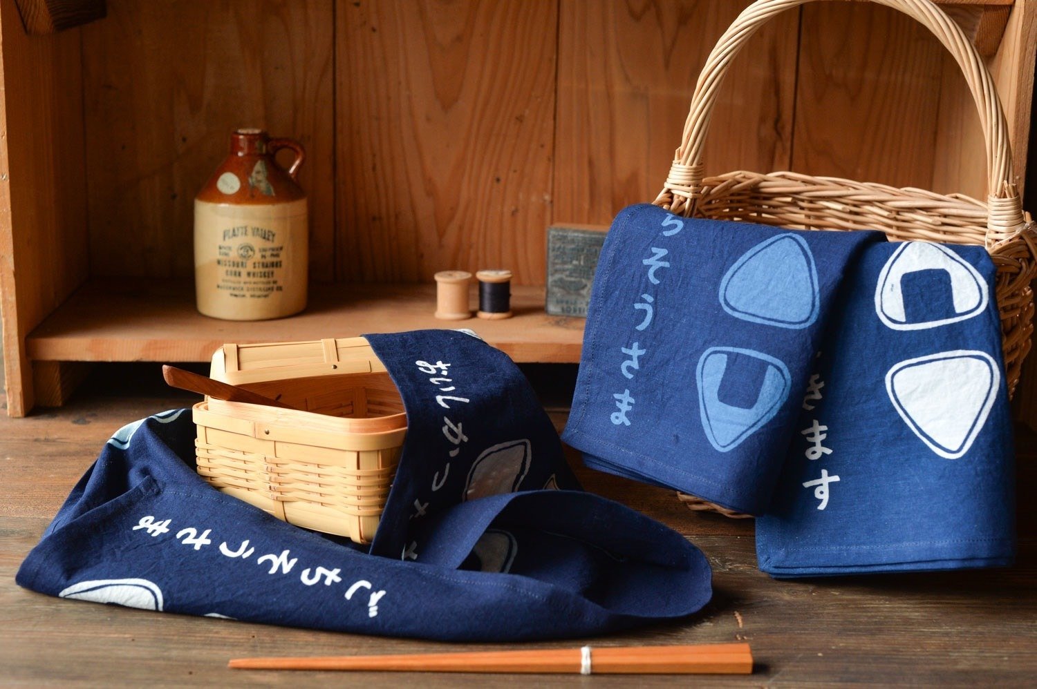ギフトにも！藍染めのお弁当包み、全種類再入荷しています。｜くらし